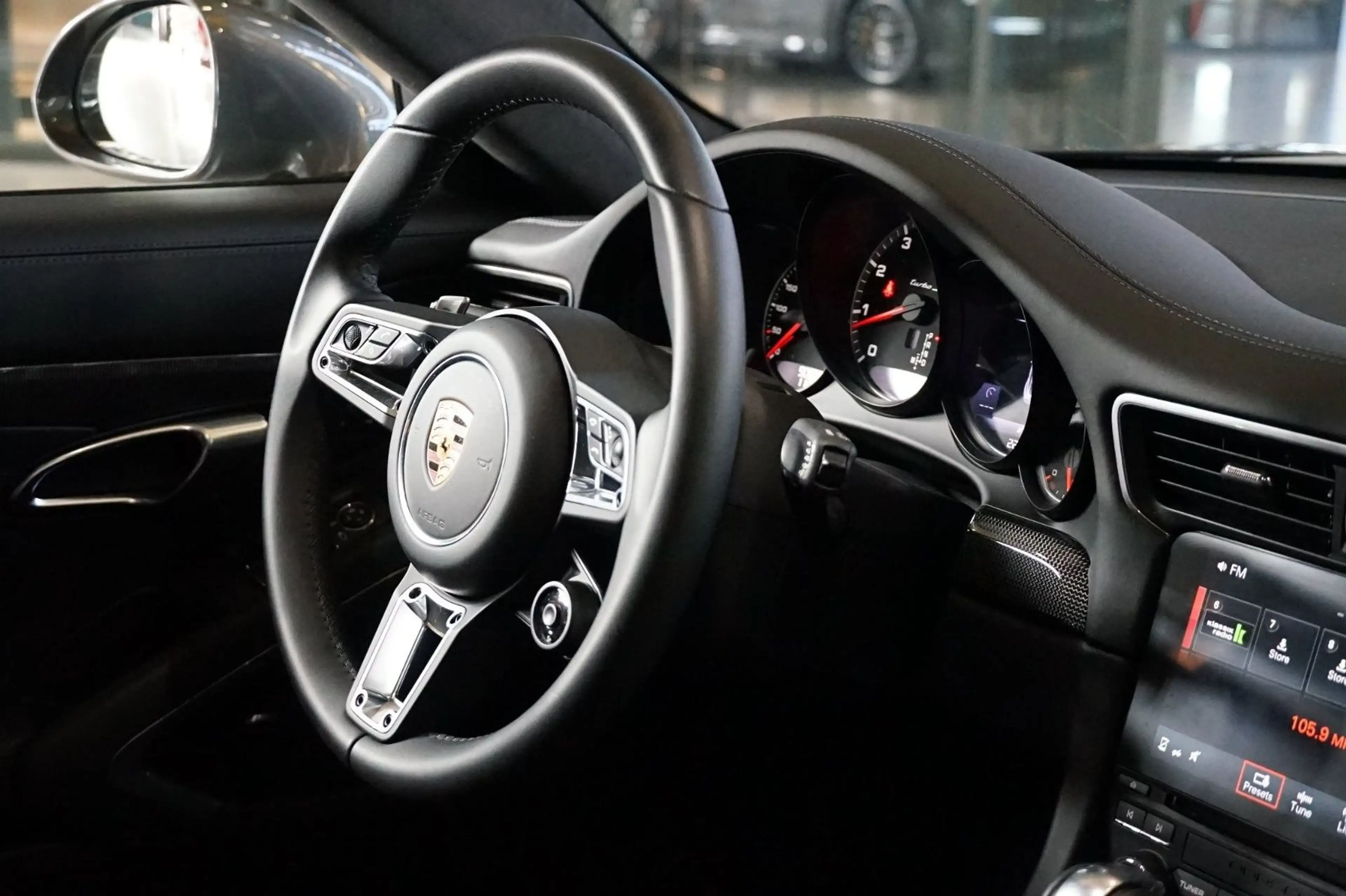 Porsche 991 911 Turbo S/LIFT/1.Hand/BOSE/PDLS+/VAT deduct. — photo 13