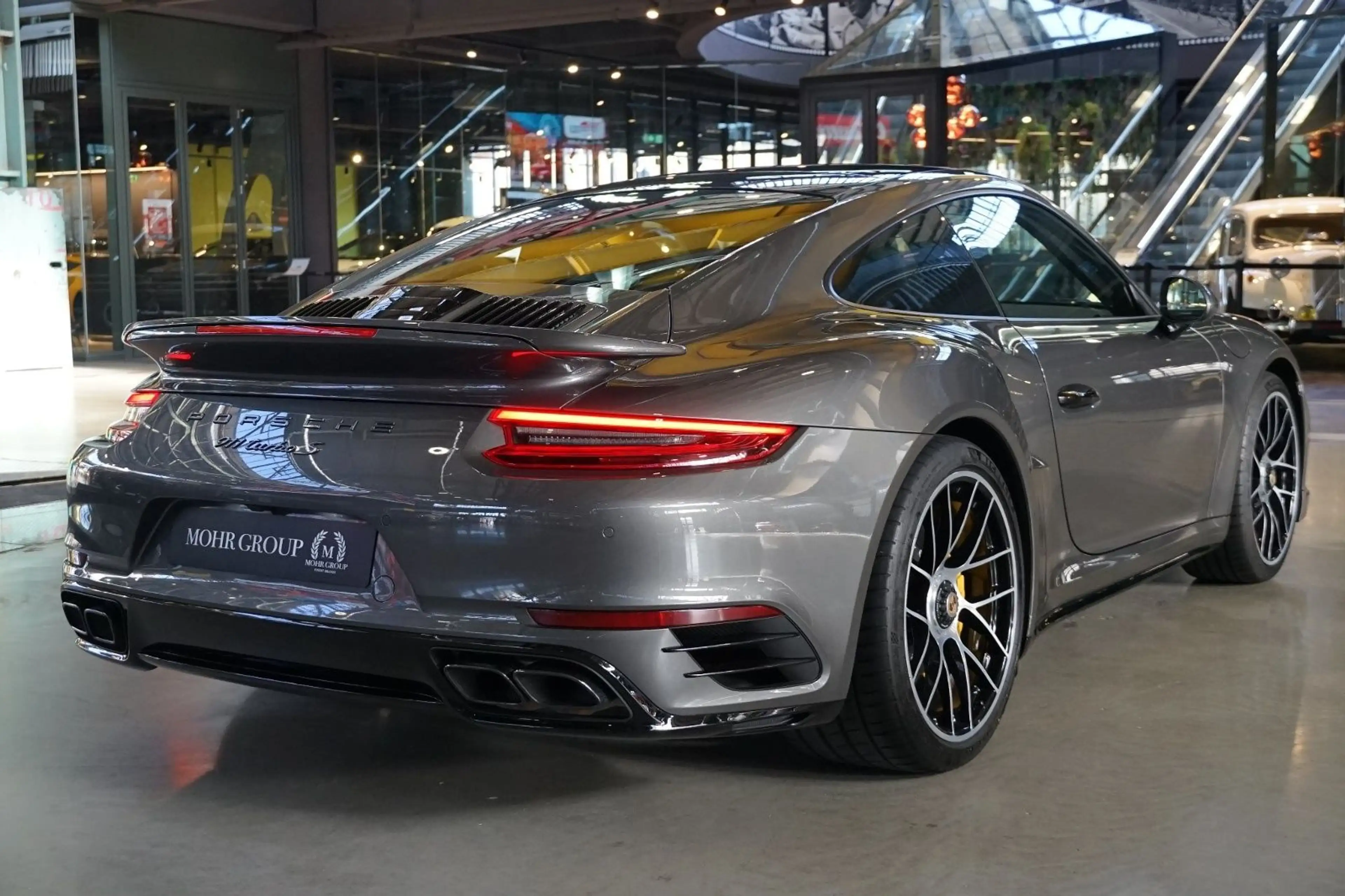 Porsche 991 911 Turbo S/LIFT/1.Hand/BOSE/PDLS+/VAT deduct. — photo 8