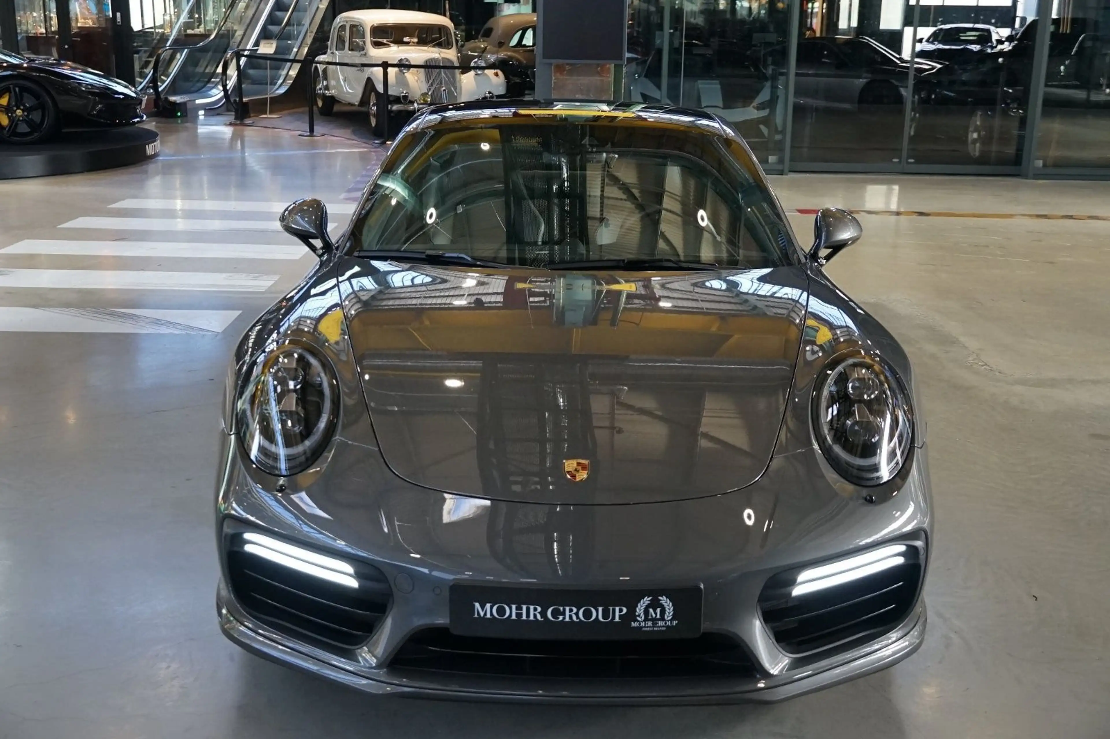 Porsche 991 911 Turbo S/LIFT/1.Hand/BOSE/PDLS+/VAT deduct. — photo 3