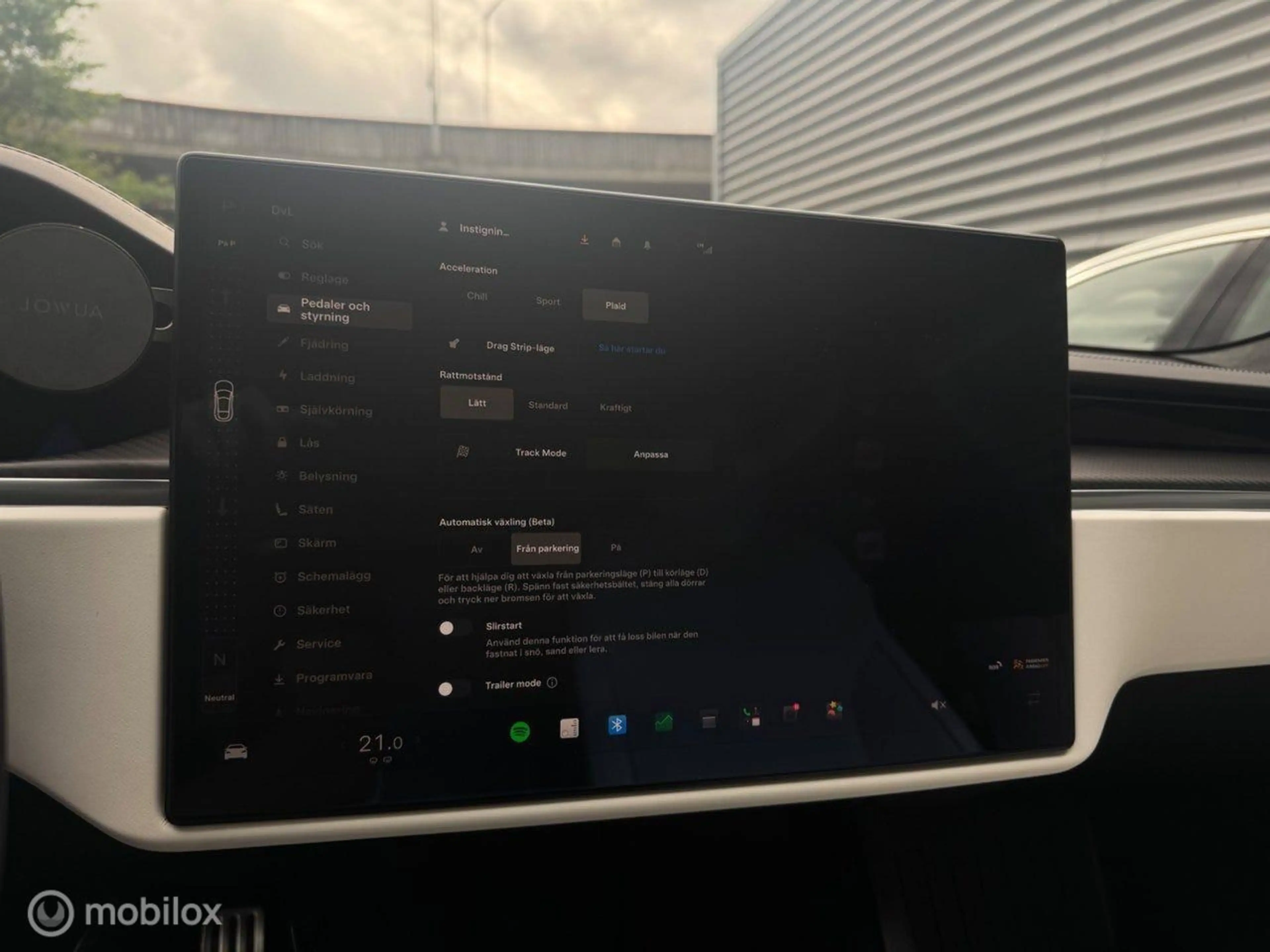 Tesla Model S Plaid AWD 90 kWh FSD, Yoke, HW4 — photo 25