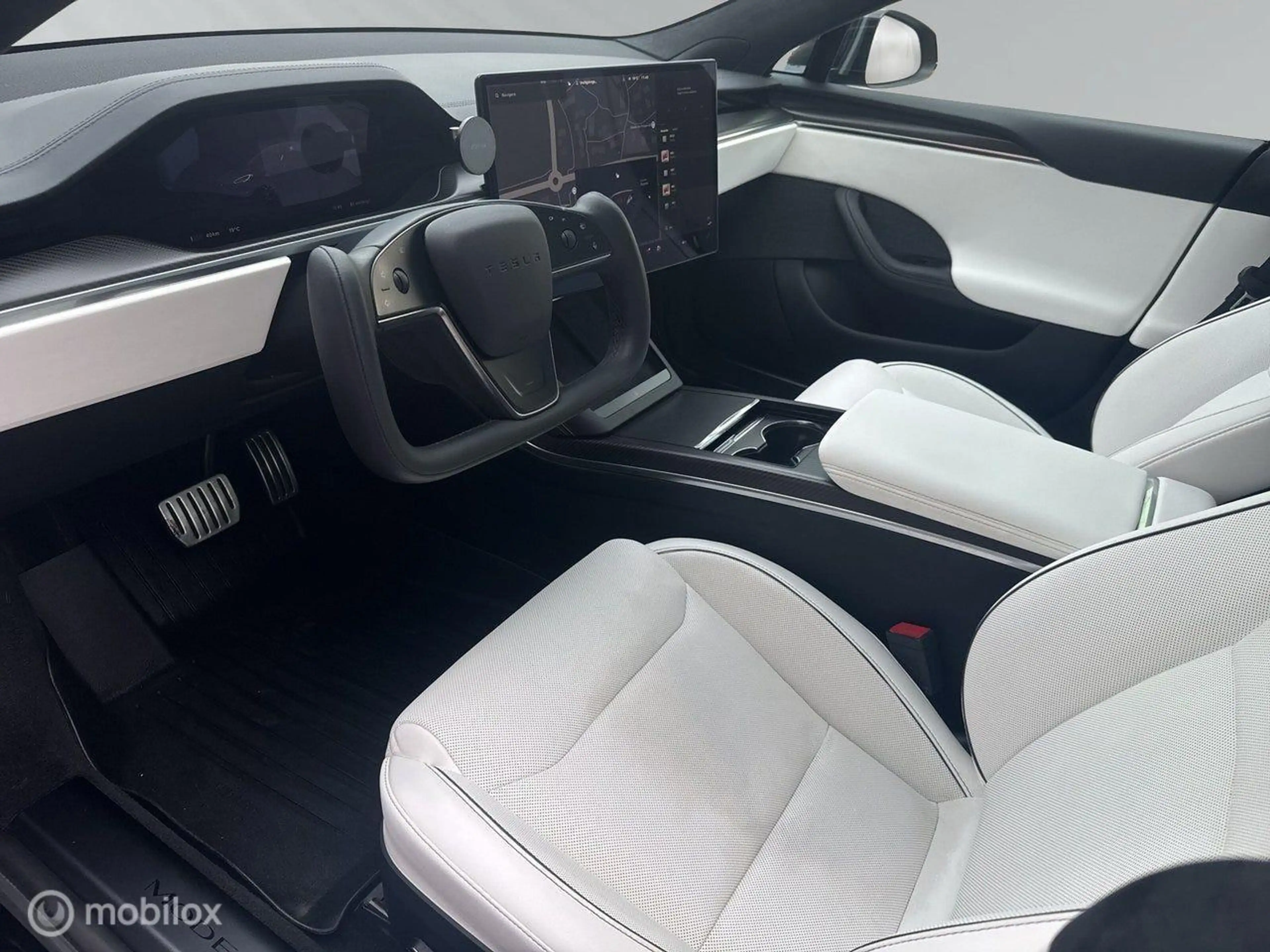 Tesla Model S Plaid AWD 90 kWh FSD, Yoke, HW4 — photo 2