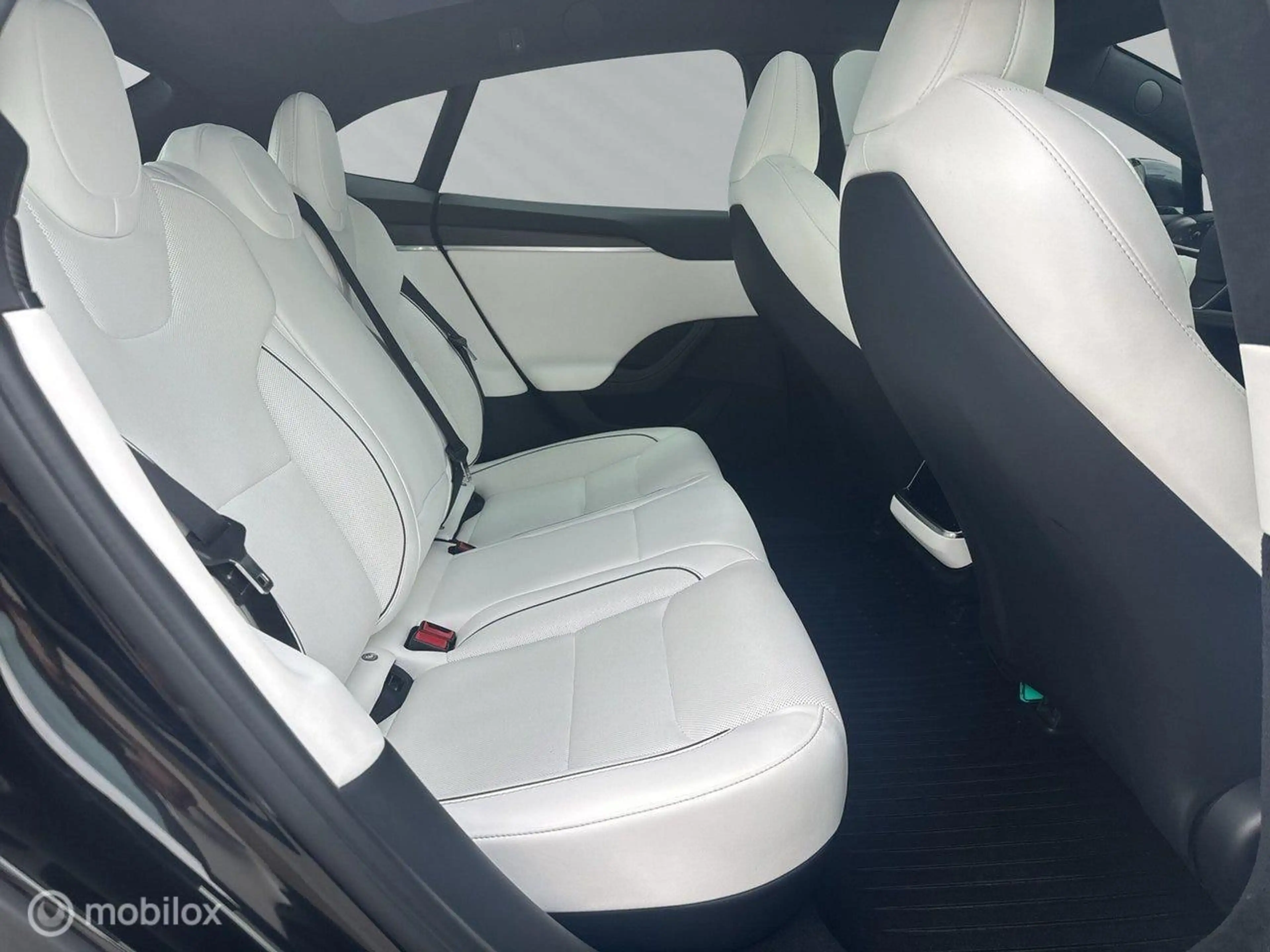 Tesla Model S Plaid AWD 90 kWh FSD, Yoke, HW4 — photo 16