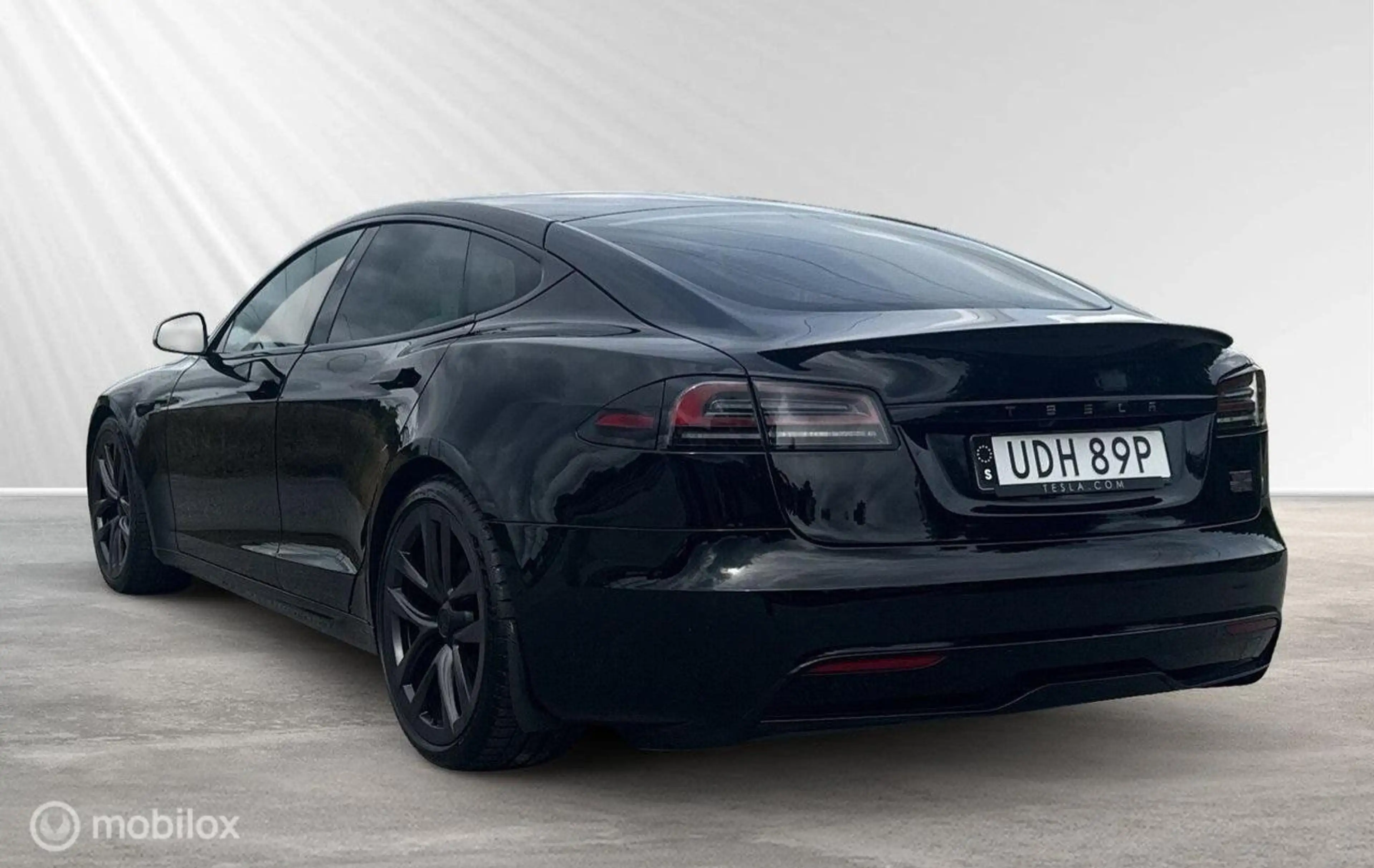 Tesla Model S Plaid AWD 90 kWh FSD, Yoke, HW4 — photo 3