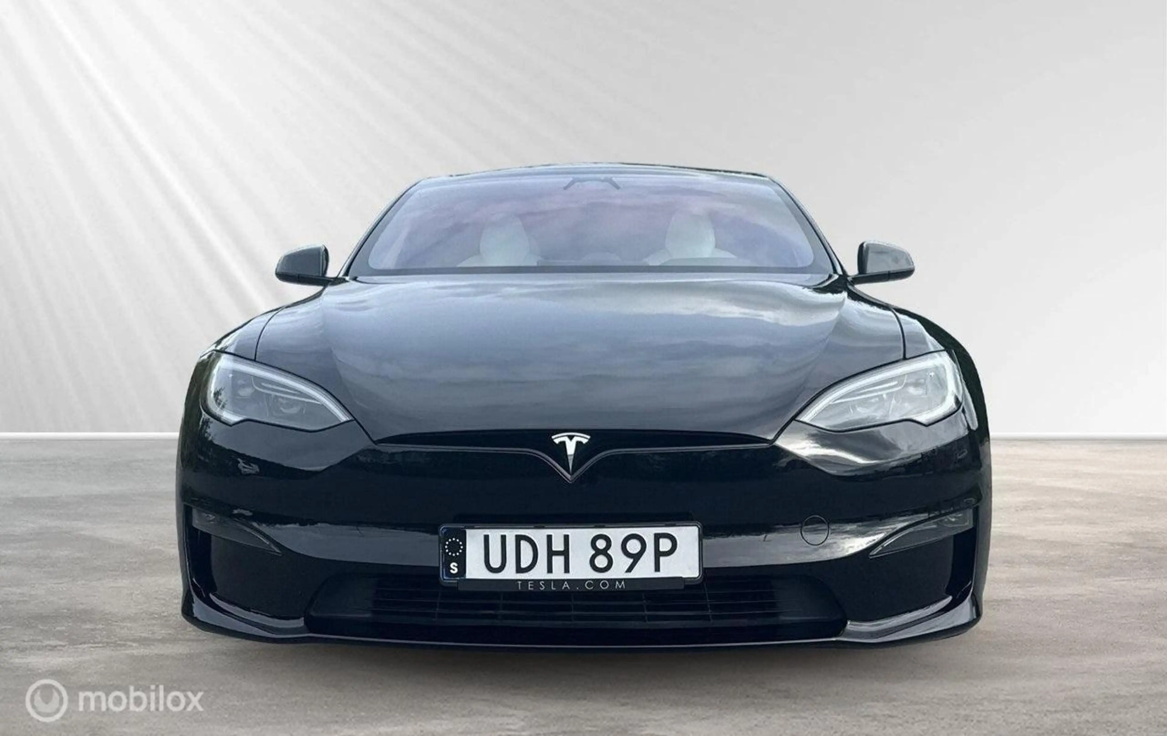 Tesla Model S Plaid AWD 90 kWh FSD, Yoke, HW4 — photo 9