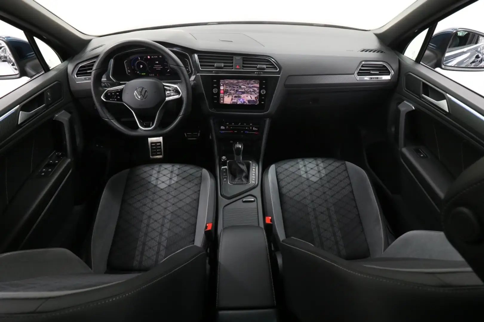 Volkswagen Tiguan 1.4 TSI eHybrid R-Line Bns (Automaat) Blauw - 2