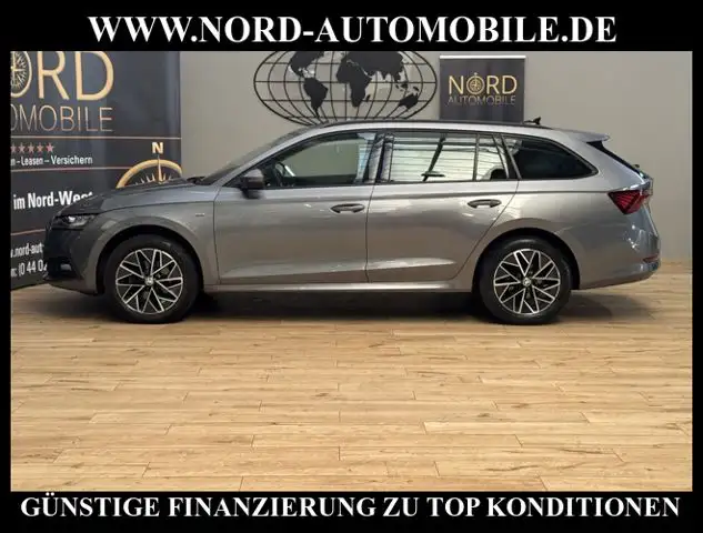 Skoda Octavia view 6