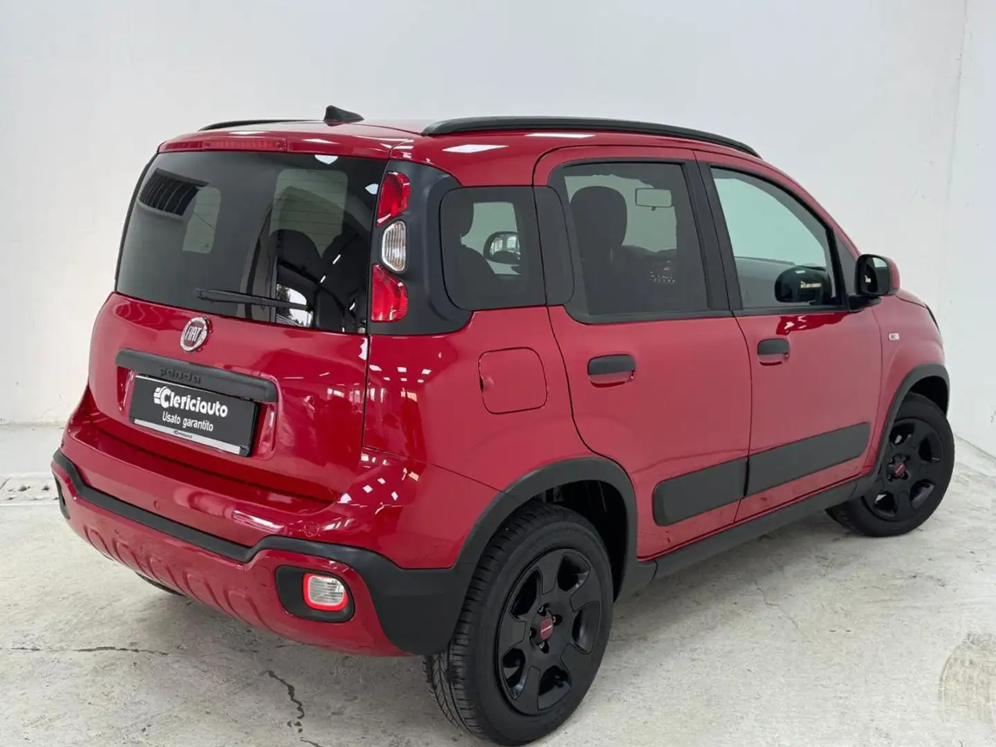 Fiat Panda 1.0 FireFly S&S Hybrid Rosso - 2