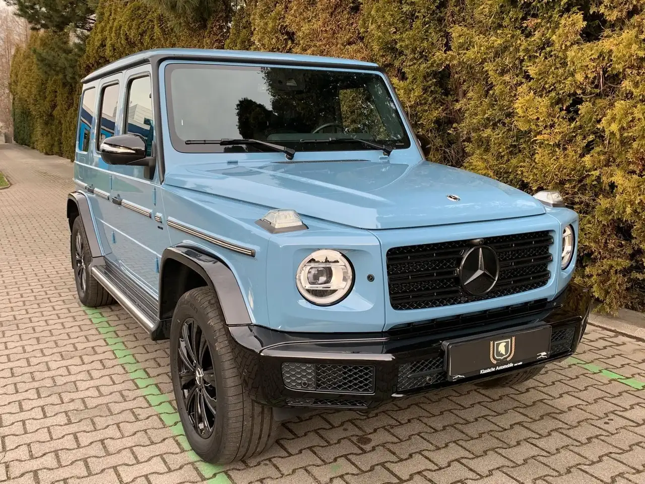 Mercedes-Benz G 400
