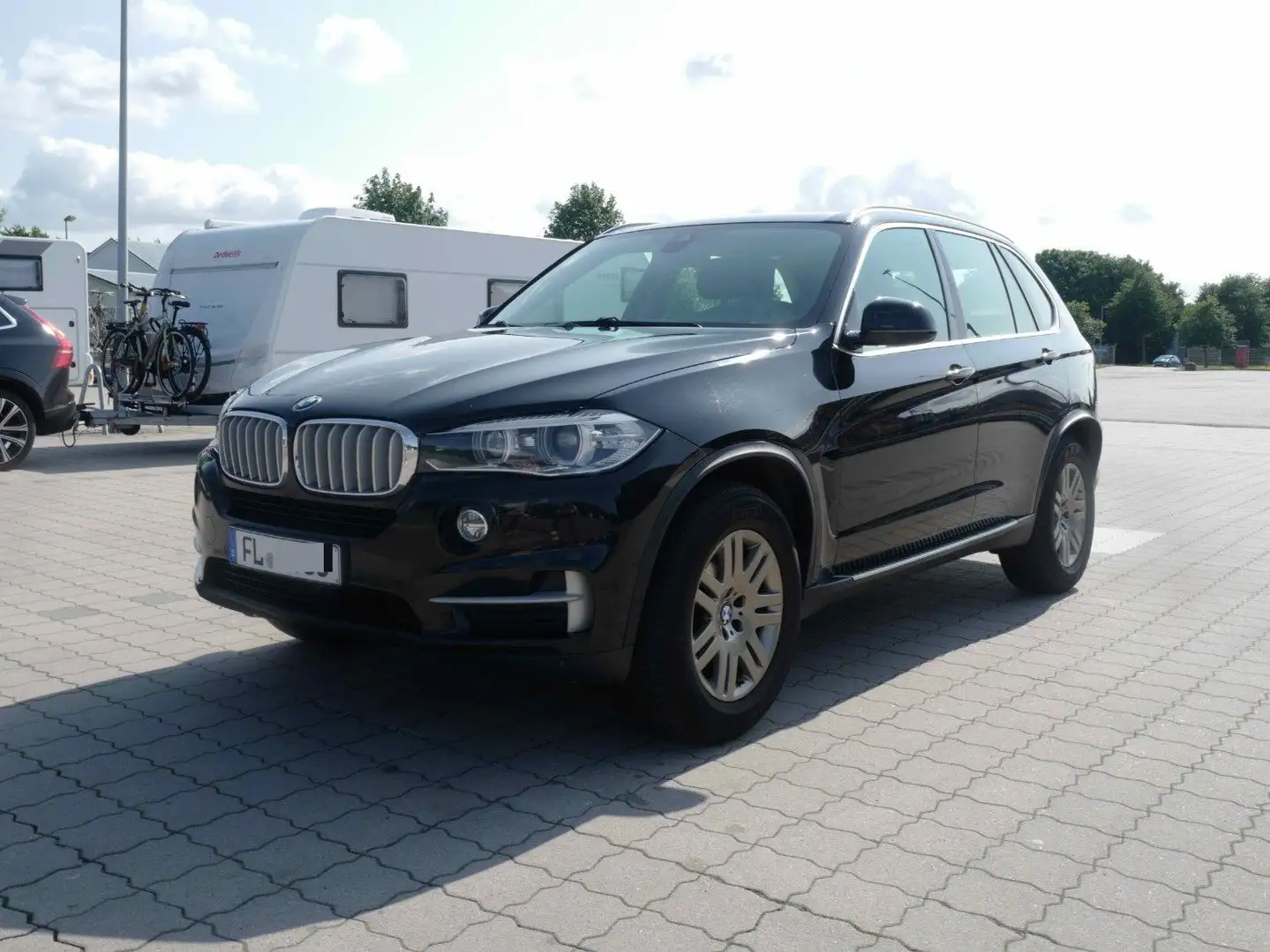 BMW X5 xDrive30d Schwarz - 1