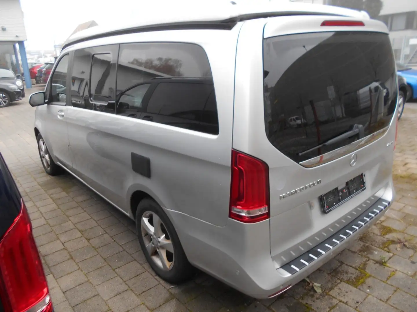 Mercedes-Benz 220 V Vito Marco Polo 220/250 d EDITION 4MATIC Silber - 2