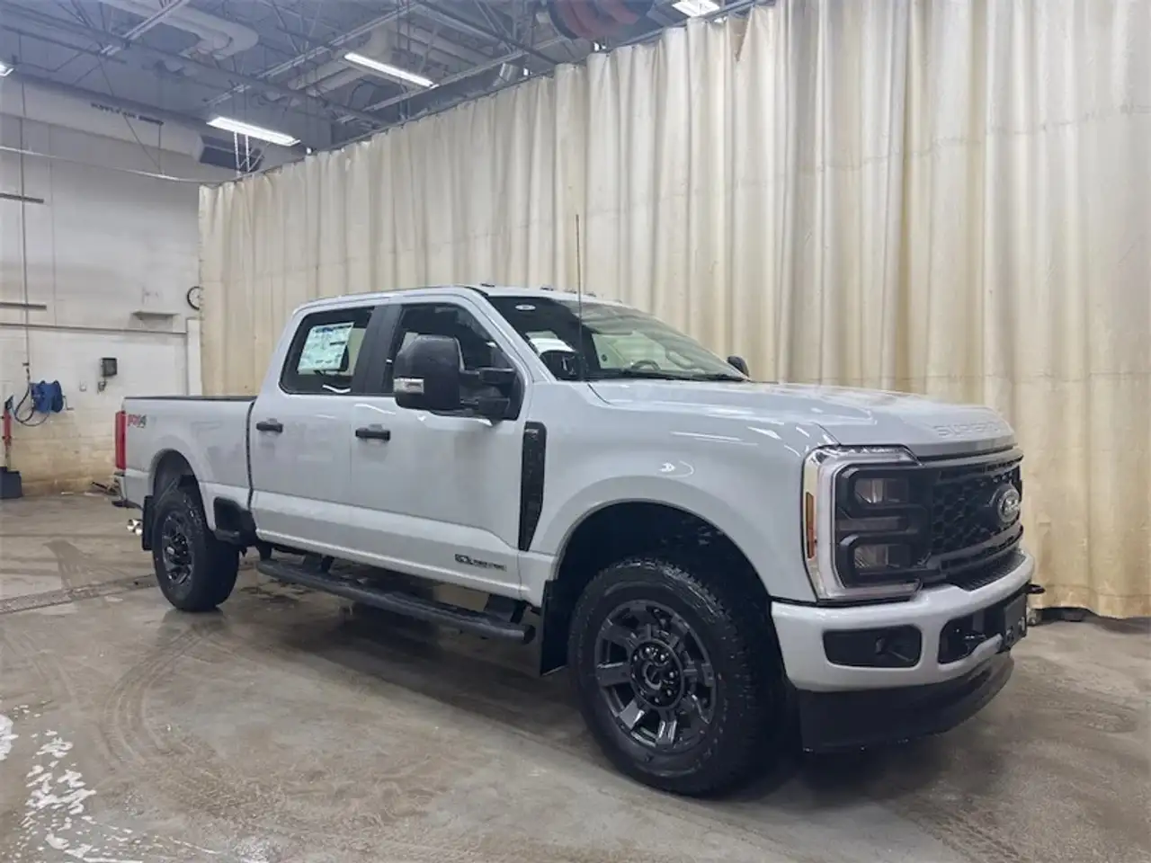 Ford F 350 fotografie Ford F 350