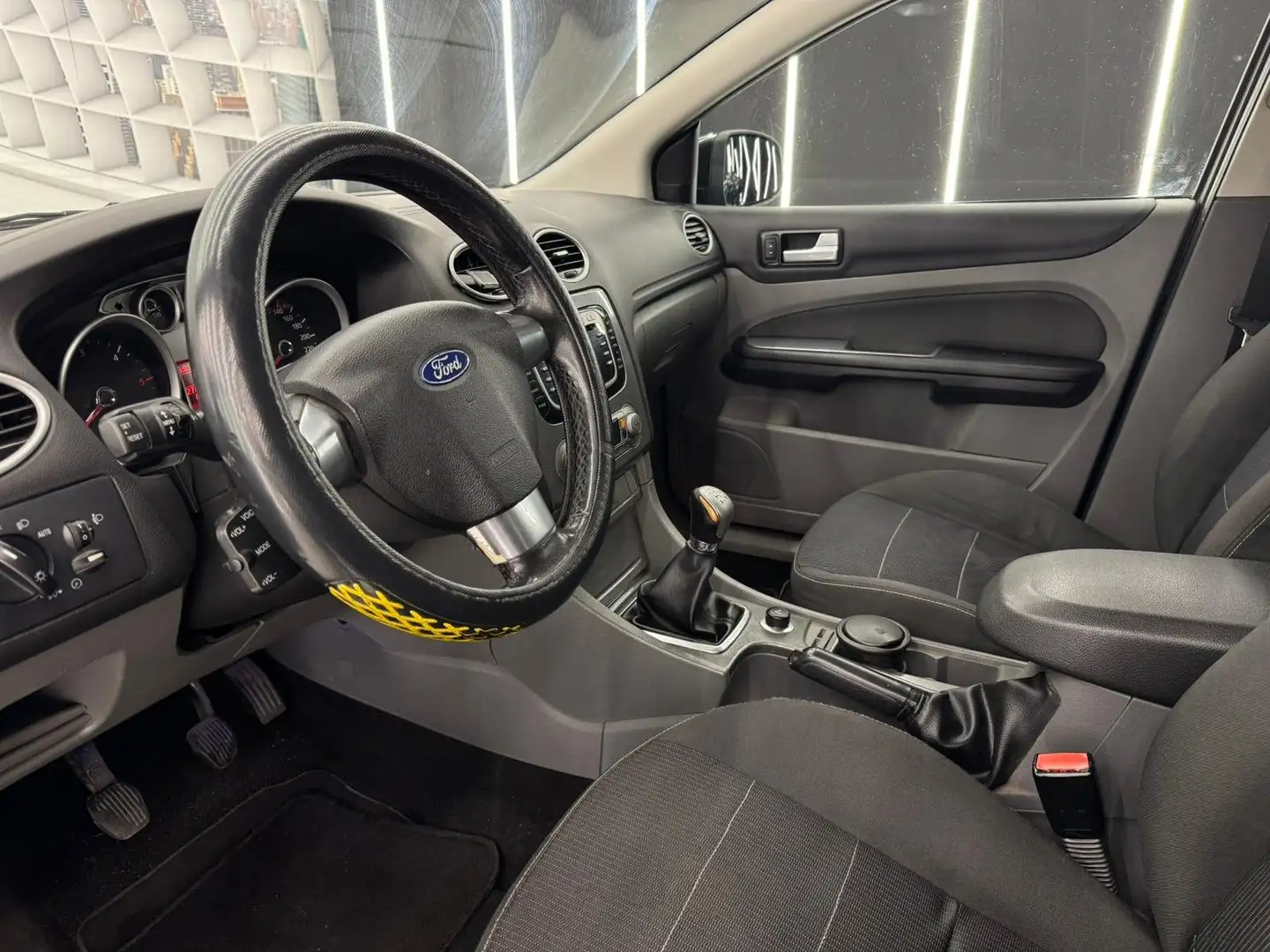 Ford Focus Focus II 2008 SW Style Wagon 1.6 tdci 90cv Noir - 2