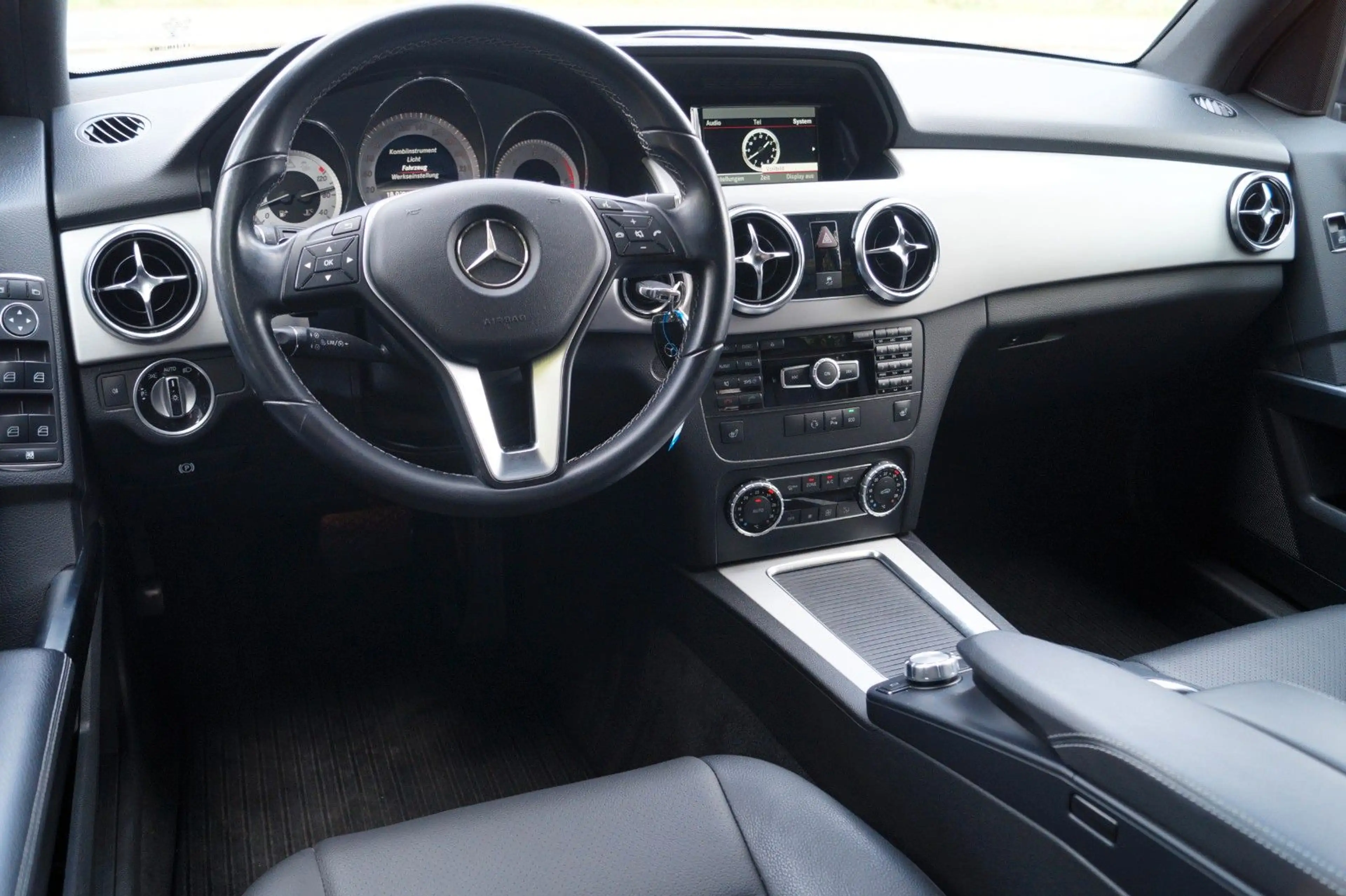 Mercedes-Benz GLK 220 GLK GLK 220 CDI BlueEfficiency/ SHZ/ AHK — photo 14