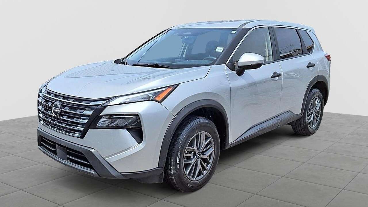 2025 Nissan Rogue S AWD | Heated Seats & Wheel | Safety Shield 360