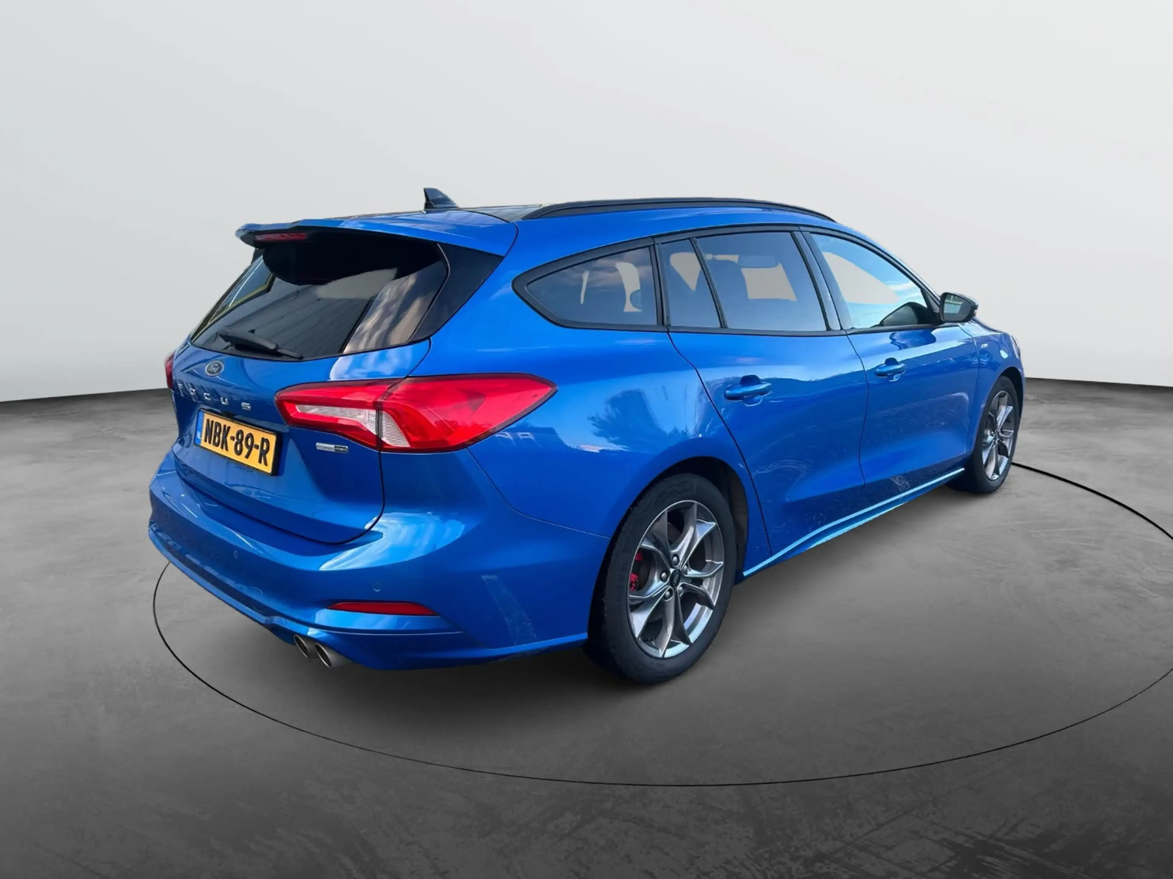 Ford Focus Wagon 1.0 EcoBoost Hybrid ST Line X Business | 12 — photo 4