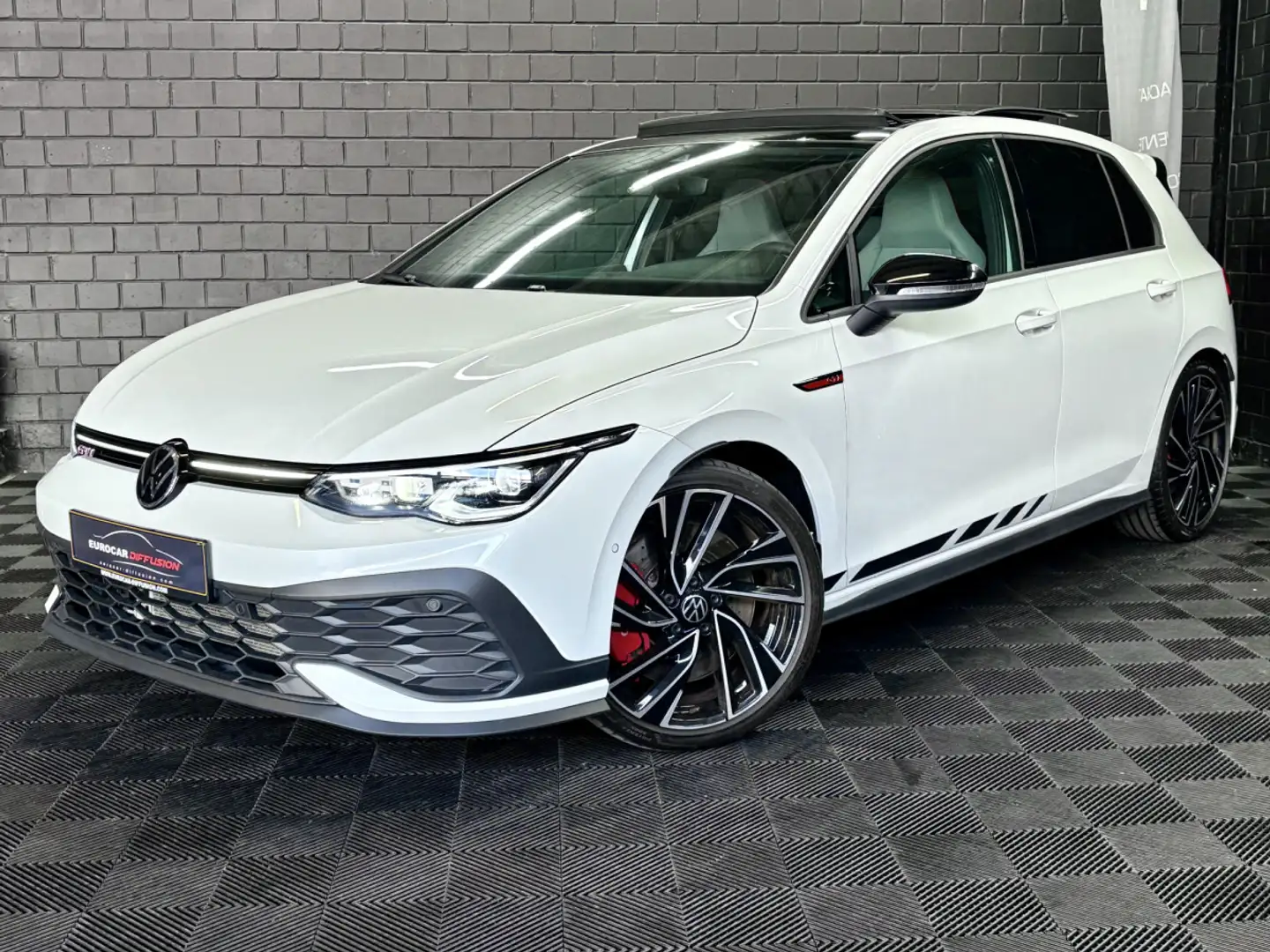 Volkswagen Golf GTI Clubsport 2.0 TSI 300CV DSG7 ** Cuir ** Blanc - 1