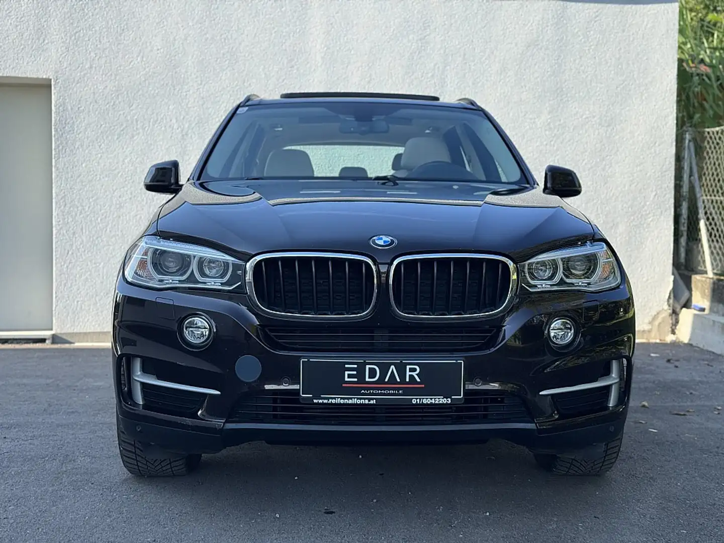 BMW X5 xDrive30d Österreich-Paket Aut. Braun - 1
