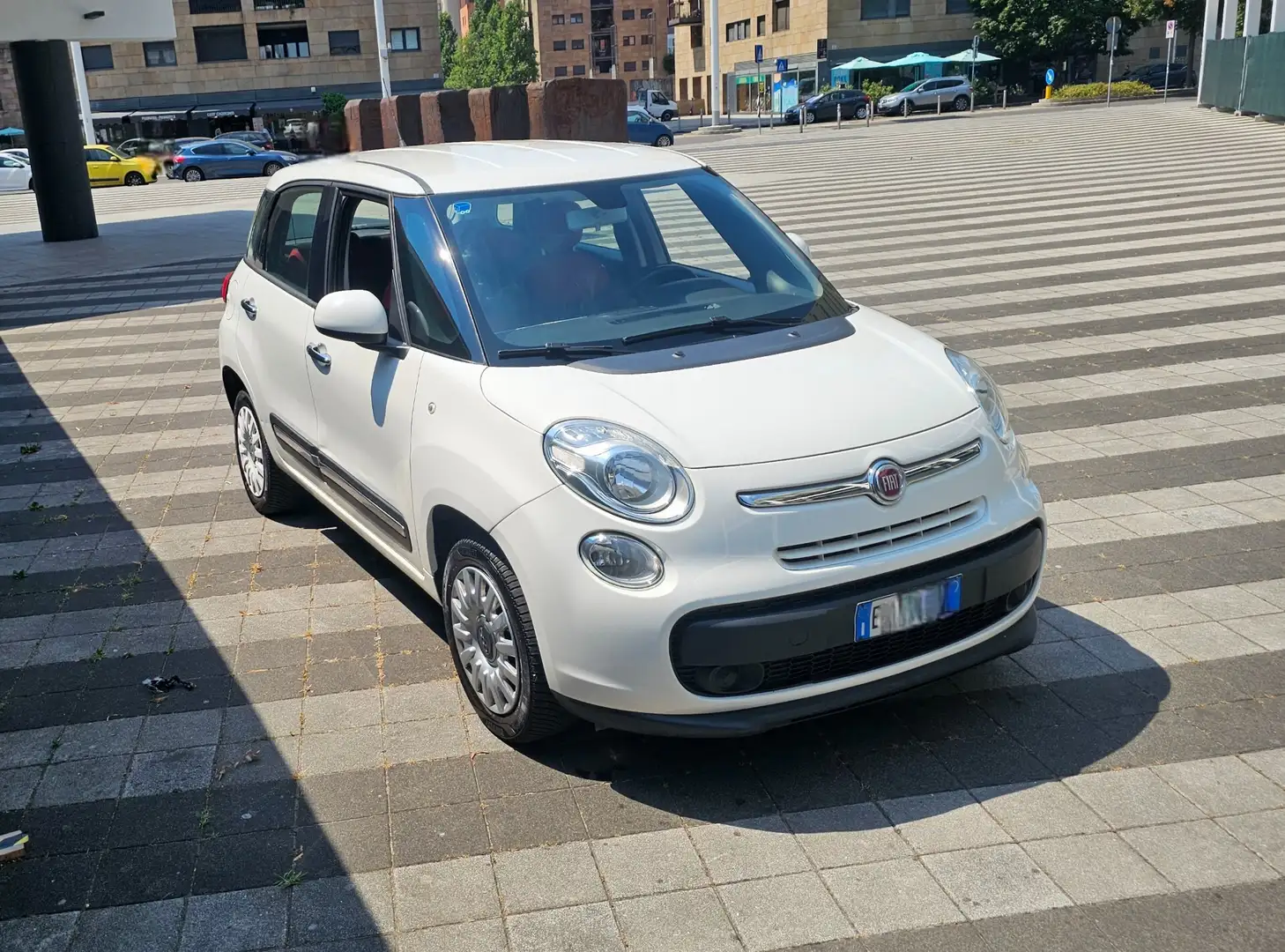 Fiat 500L 0.9 TwinAir Turbo Natural Power Pop White - 1