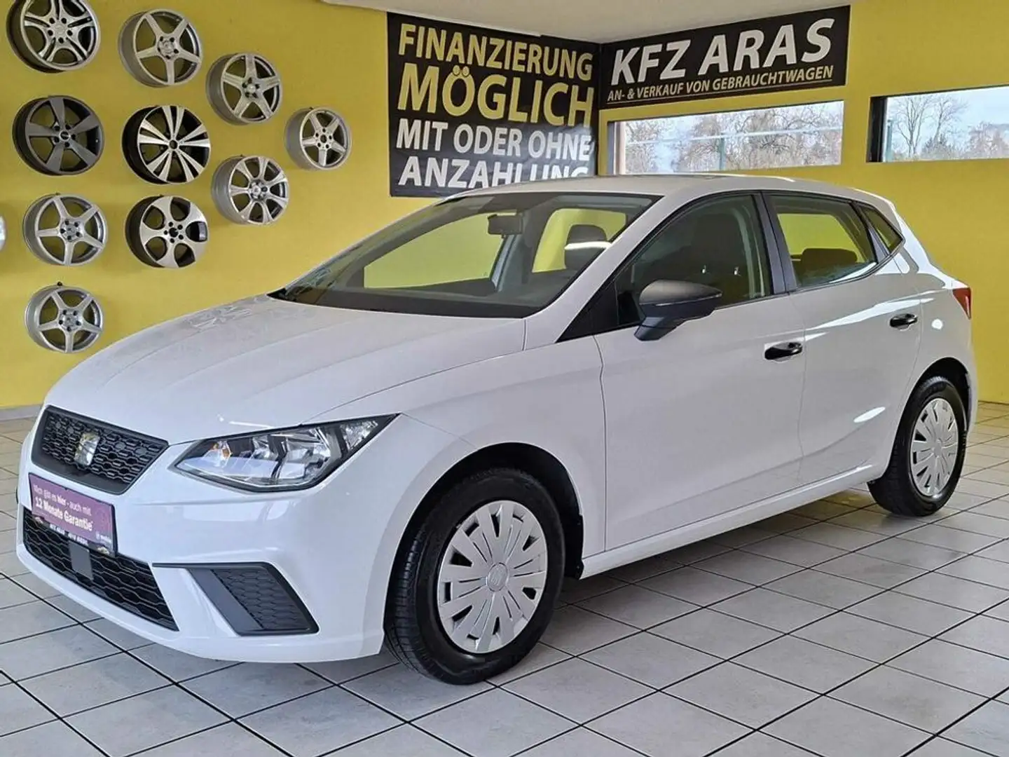 SEAT Ibiza Reference 1,6 TDI 1.BESITZ, PDC, SITZHEIZUNG Weiß - 1
