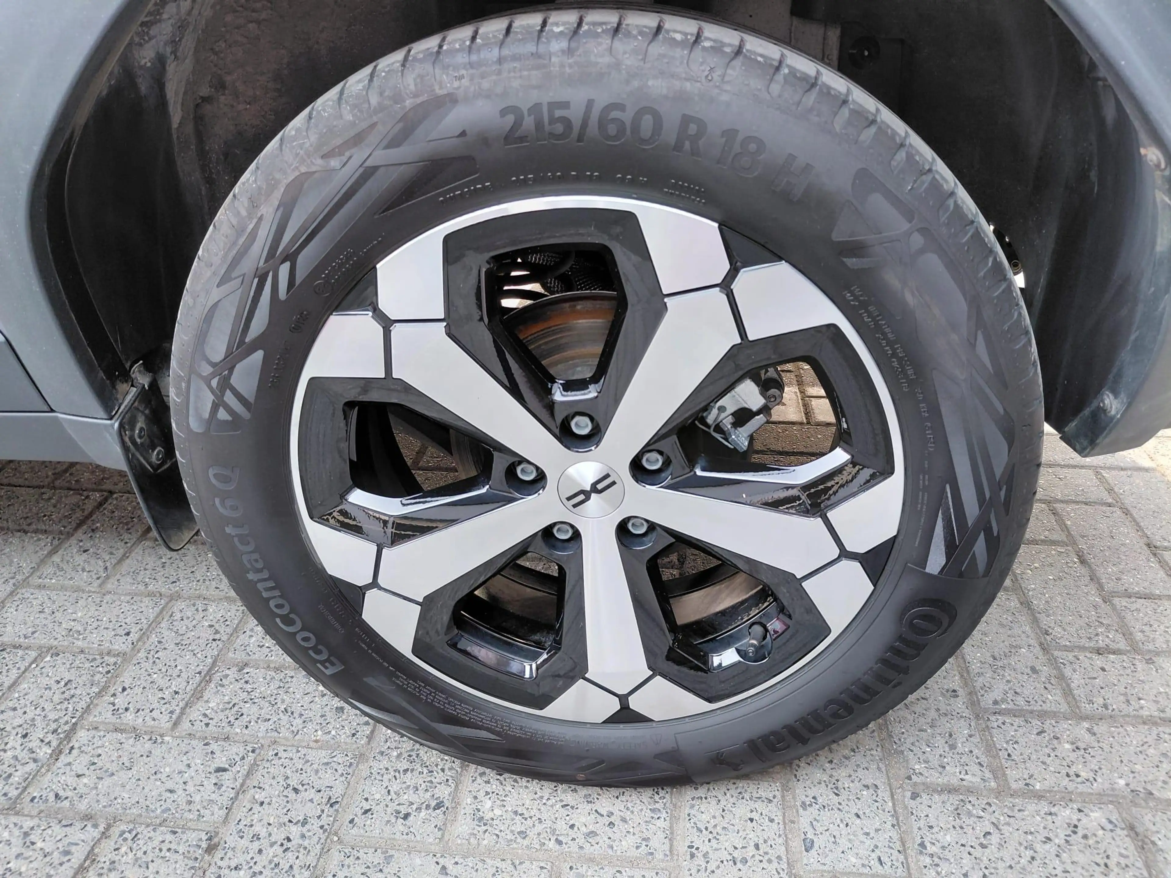 Dacia Duster Hybrid 140 Expression — photo 12