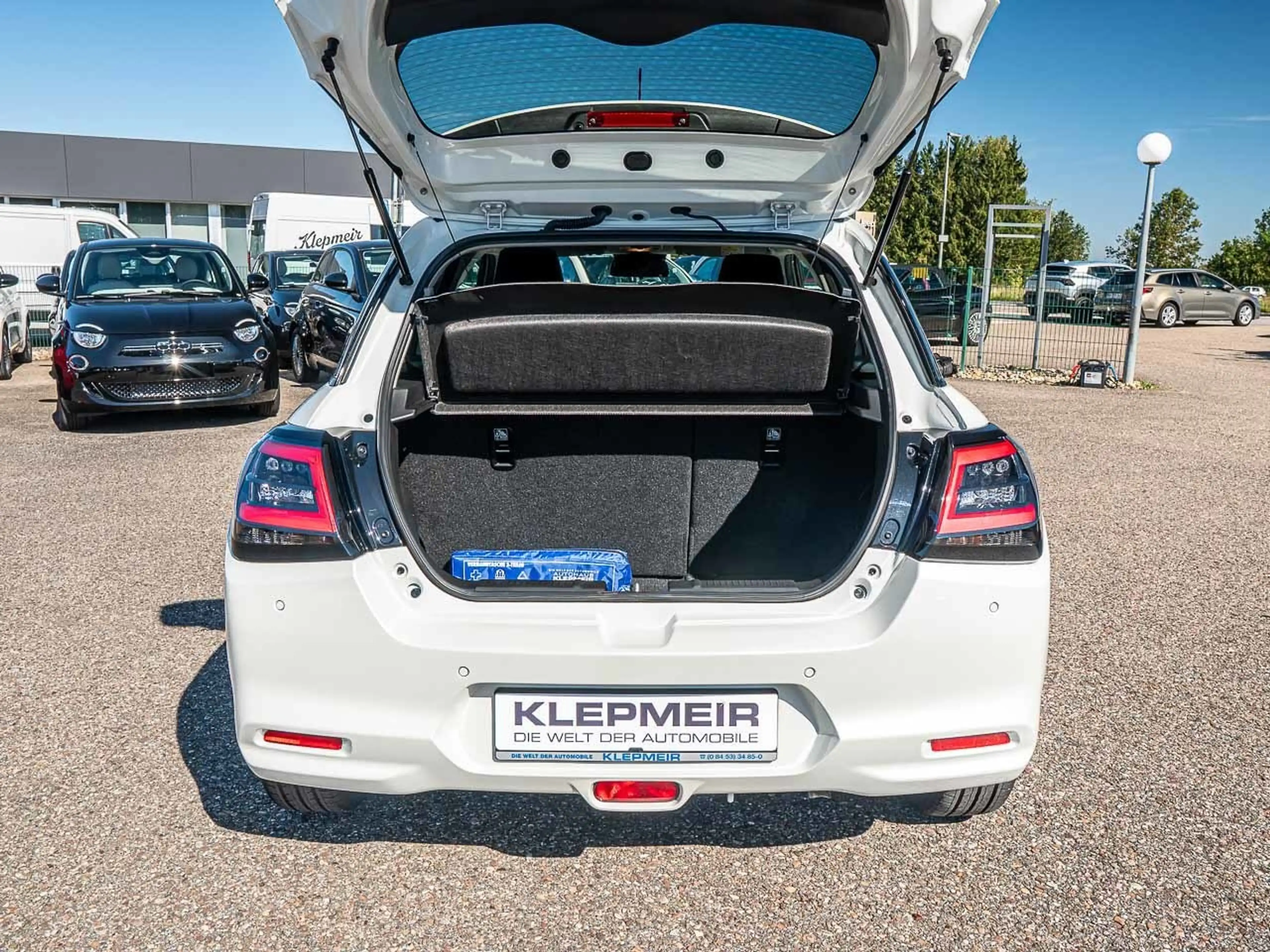 Suzuki Swift Comfort Hybrid — photo 9