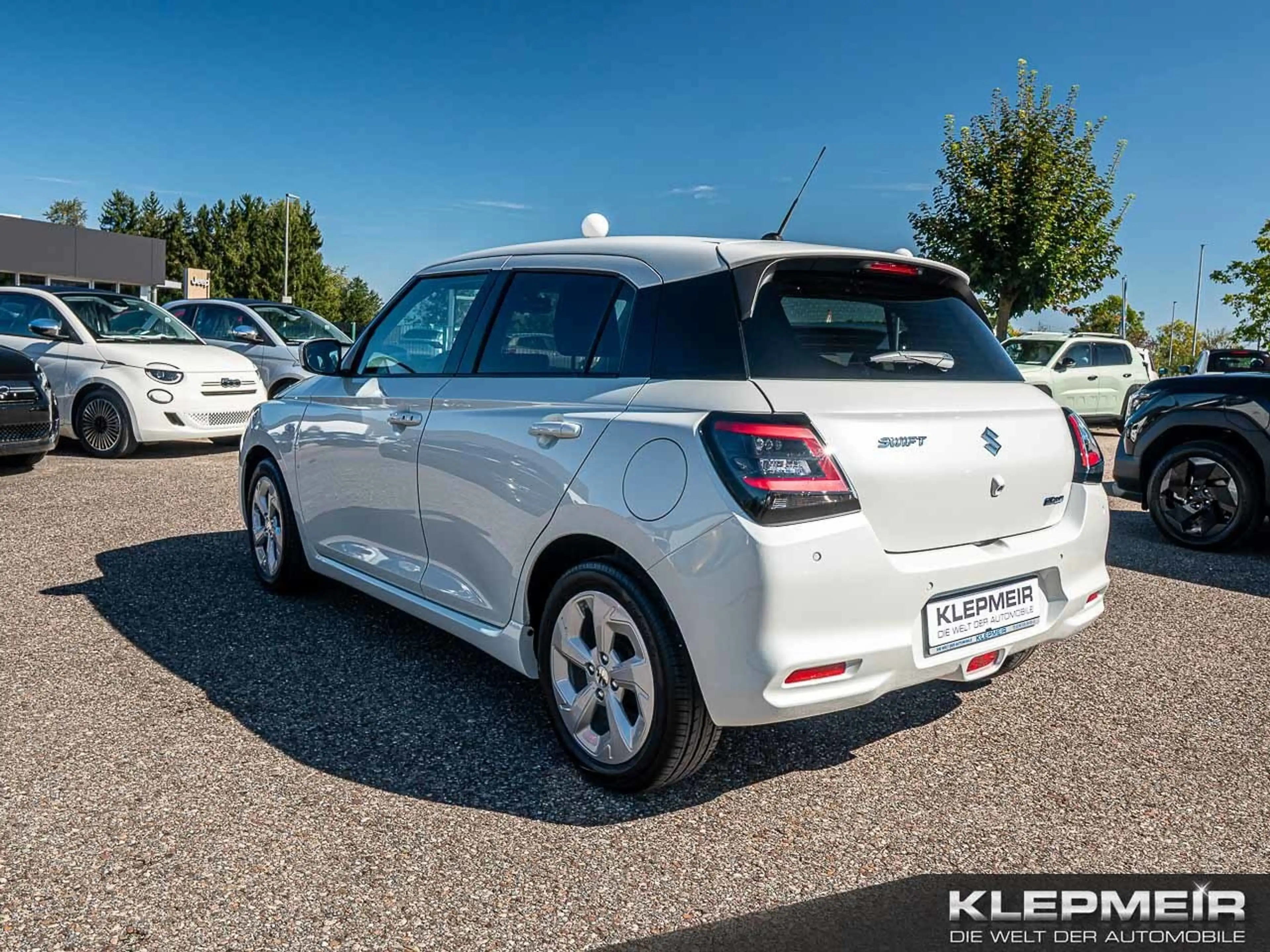 Suzuki Swift Comfort Hybrid — photo 7