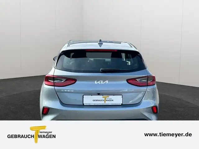 Kia Ceed view 6