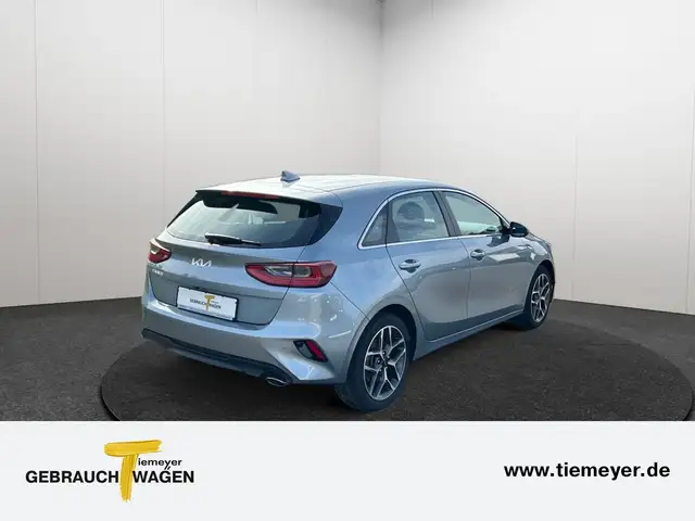 Kia Ceed view 5