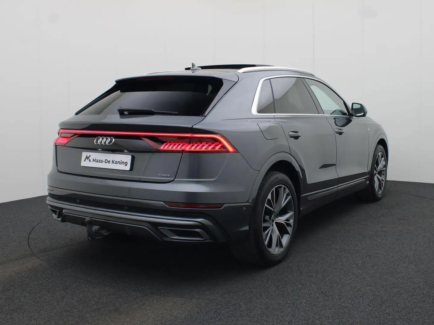 Audi Q8 55 TFSIe 280kW/381PK quattro S Line · Panoramadak Grigio - 2