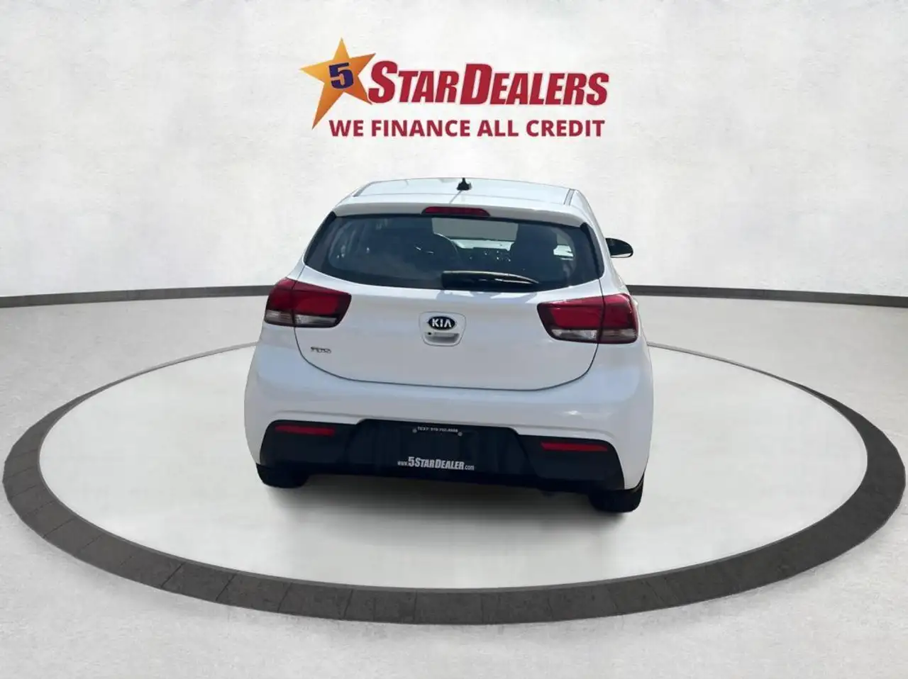 Kia Rio снимка Kia Rio