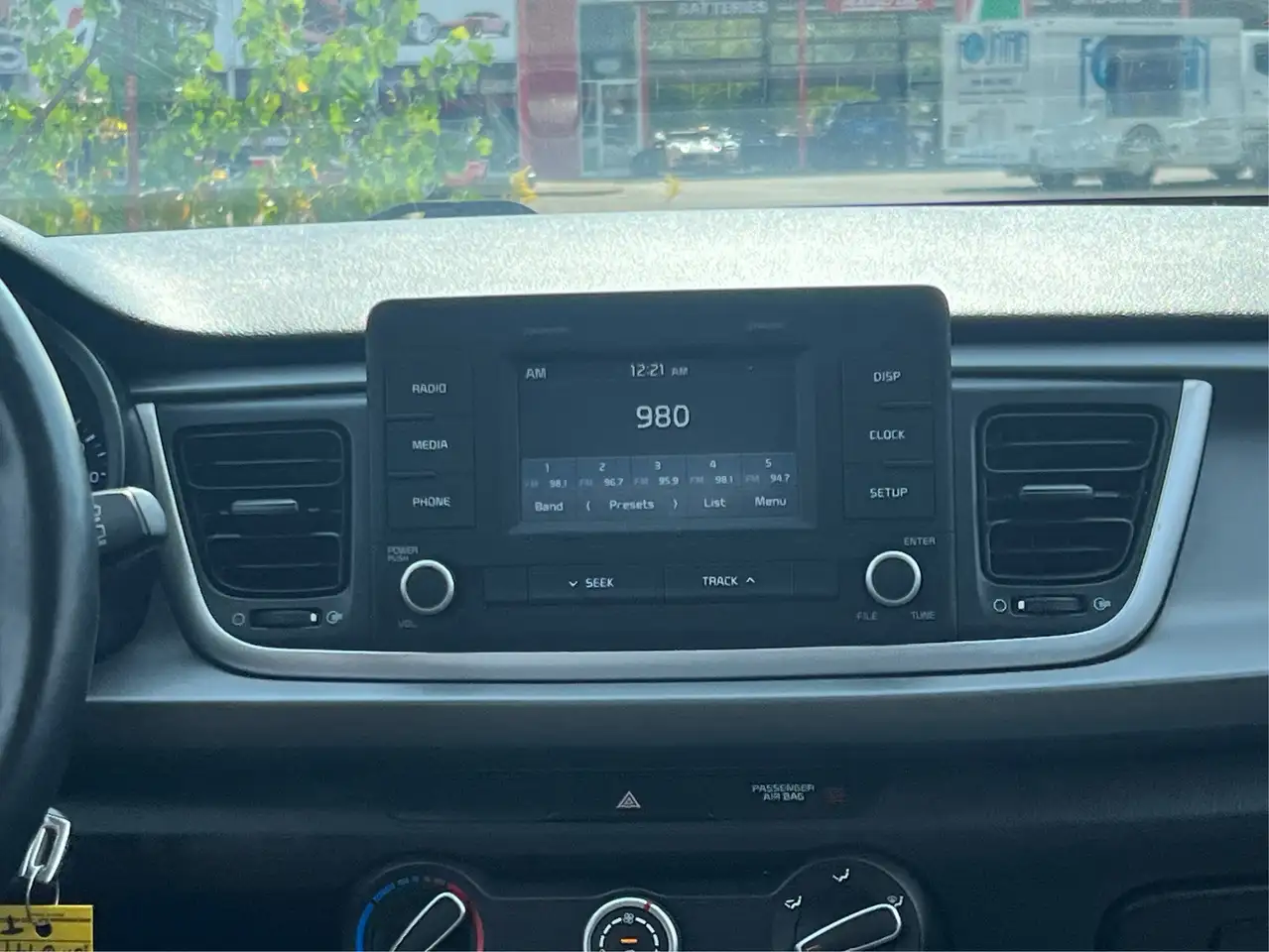 Kia Rio снимка Kia Rio