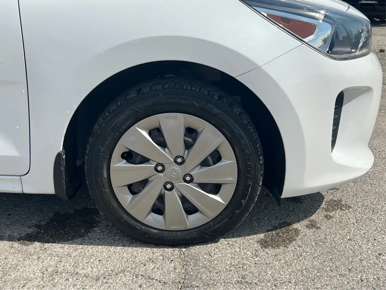 Kia Rio снимка Kia Rio