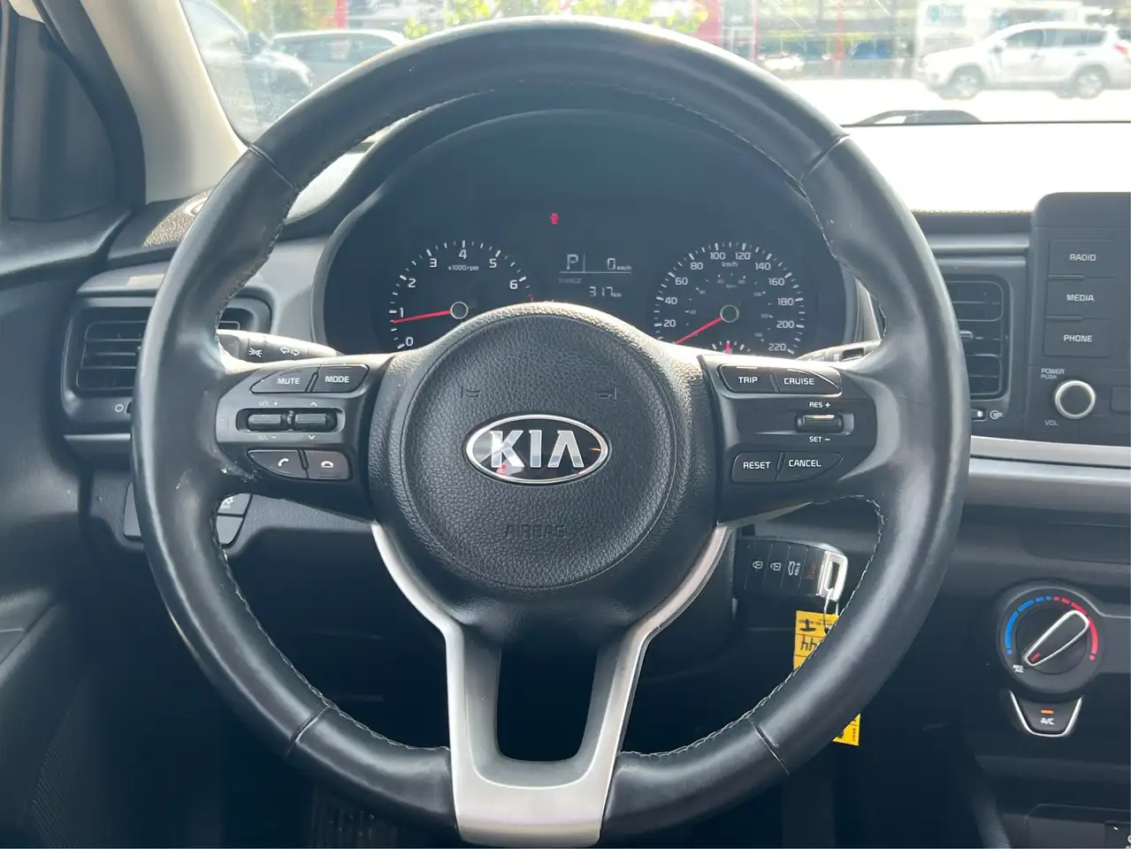 Kia Rio снимка Kia Rio