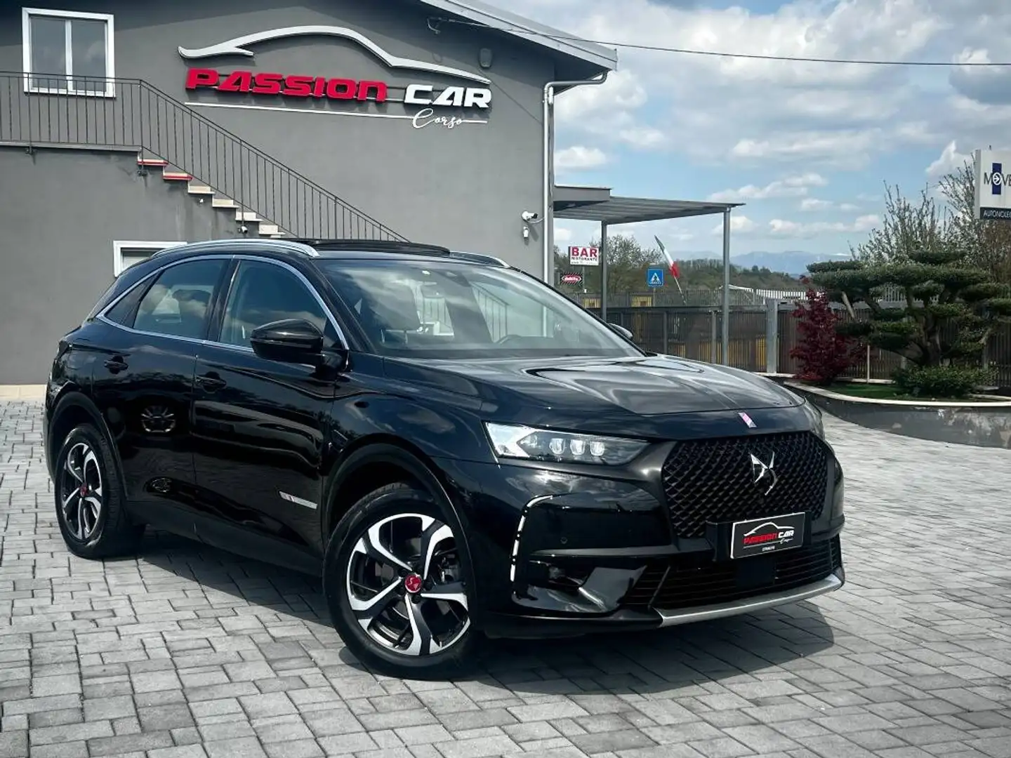 DS Automobiles DS 7 Crossback 2.0 bluehdi Grand Chic 180cv auto Performance Line Nero - 2