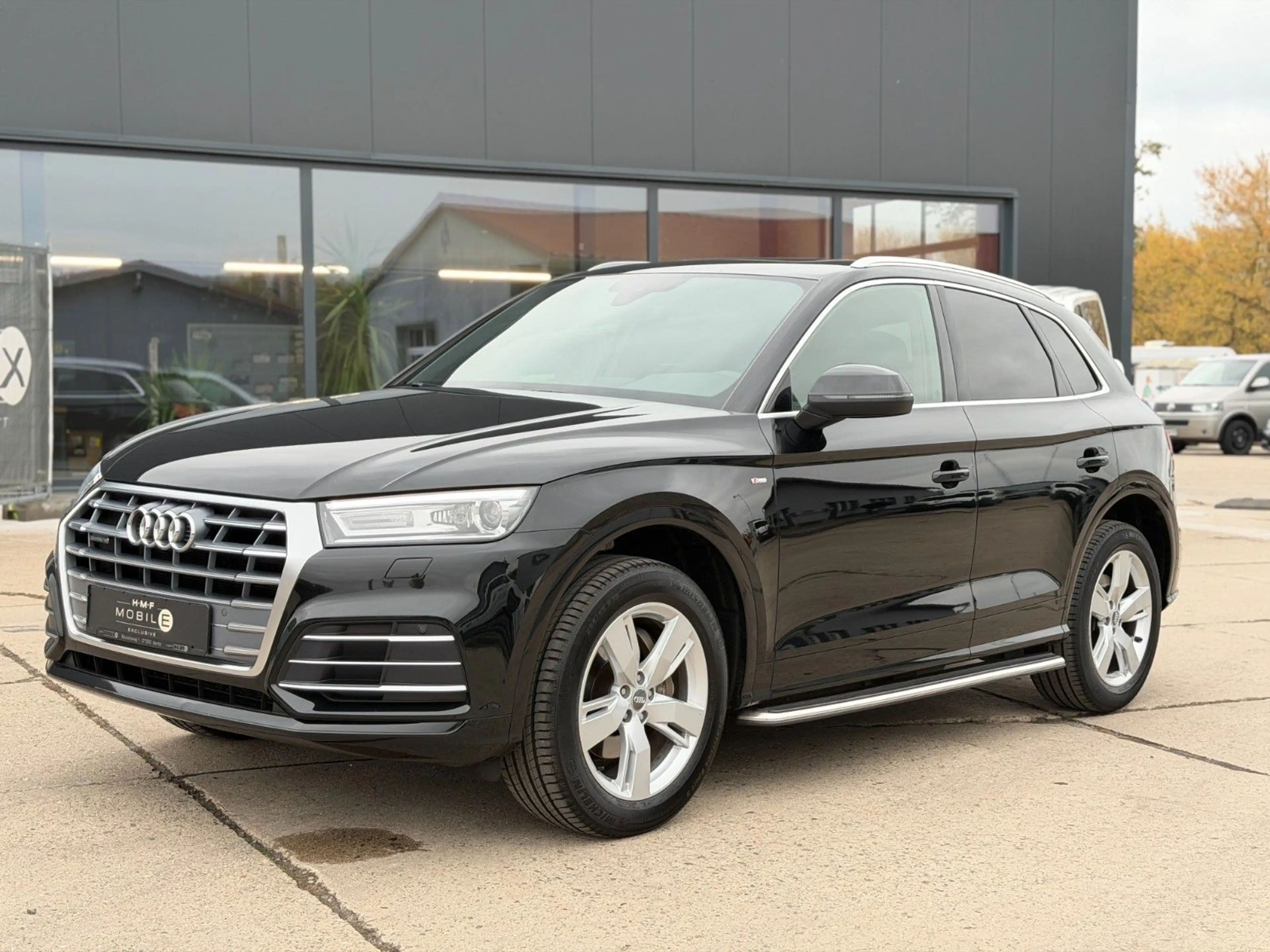 Audi Q5 40 TDI Quattro Sport S-Line /1 Hand/Wenig Km