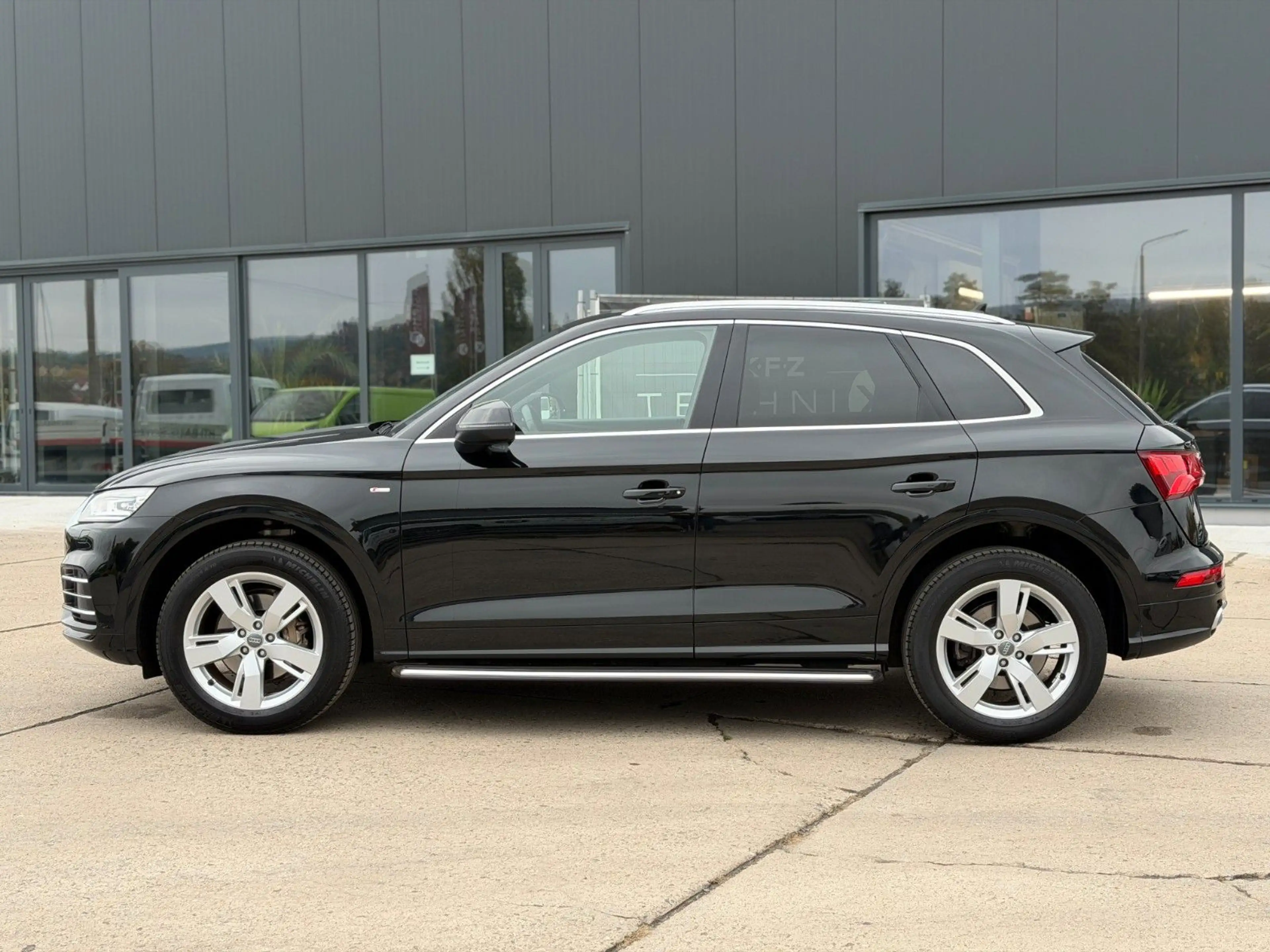 Audi Q5 40 TDI Quattro Sport S-Line /1 Hand/Wenig Km — photo 8