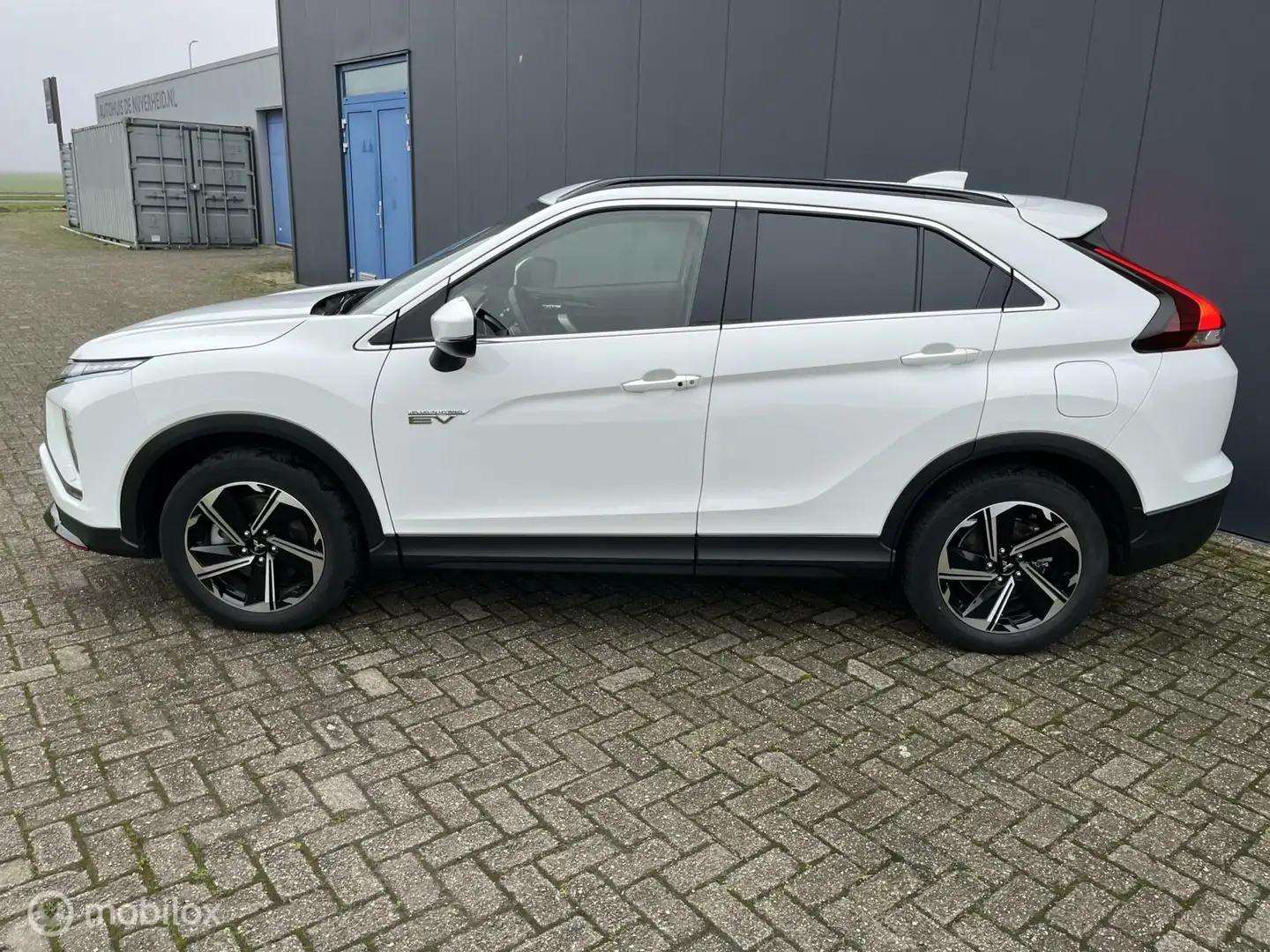 Mitsubishi Eclipse Cross 2.4 PHEV Intense+ Blanc - 2