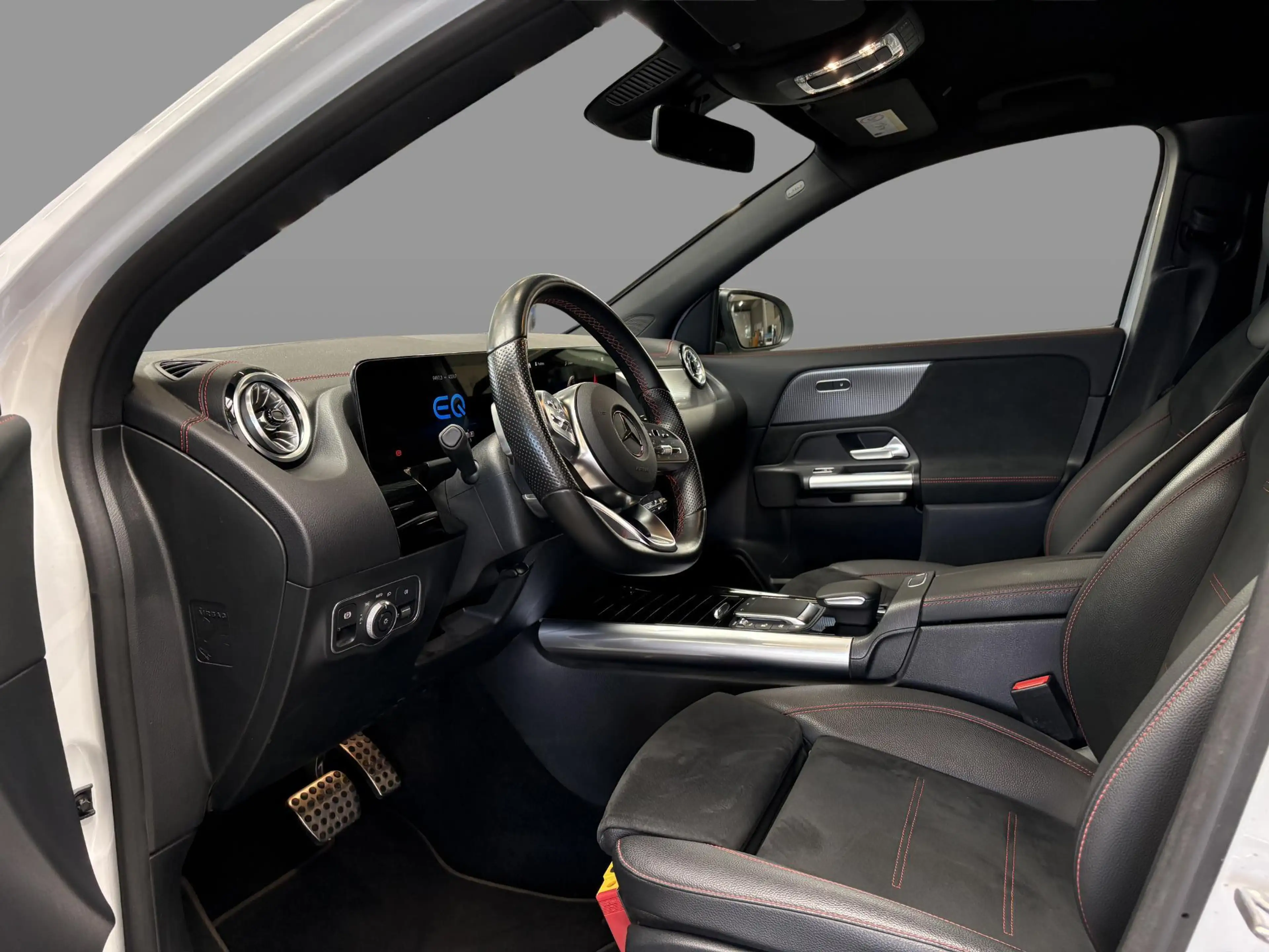Mercedes-Benz EQA 250 250+ AMG Line + TREKHAAK + NIGHTPAKKET + — photo 3
