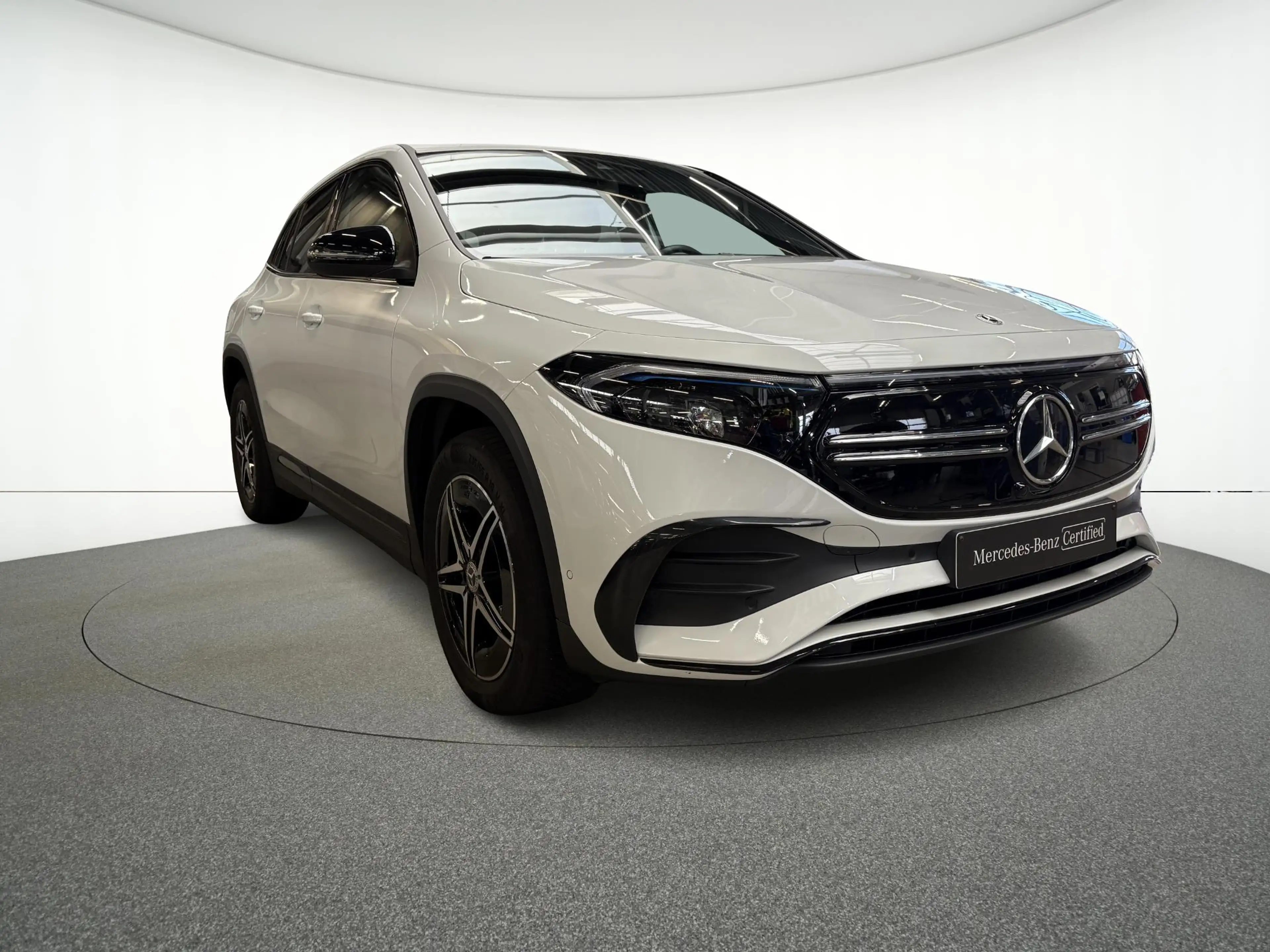 Mercedes-Benz EQA 250 250+ AMG Line + TREKHAAK + NIGHTPAKKET + — photo 2