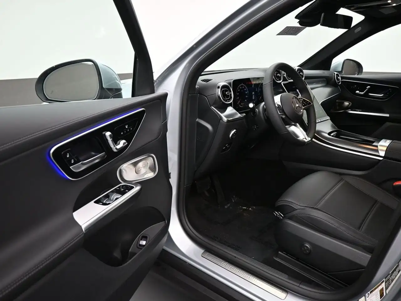 Mercedes-Benz GLC снимка Mercedes-Benz GLC