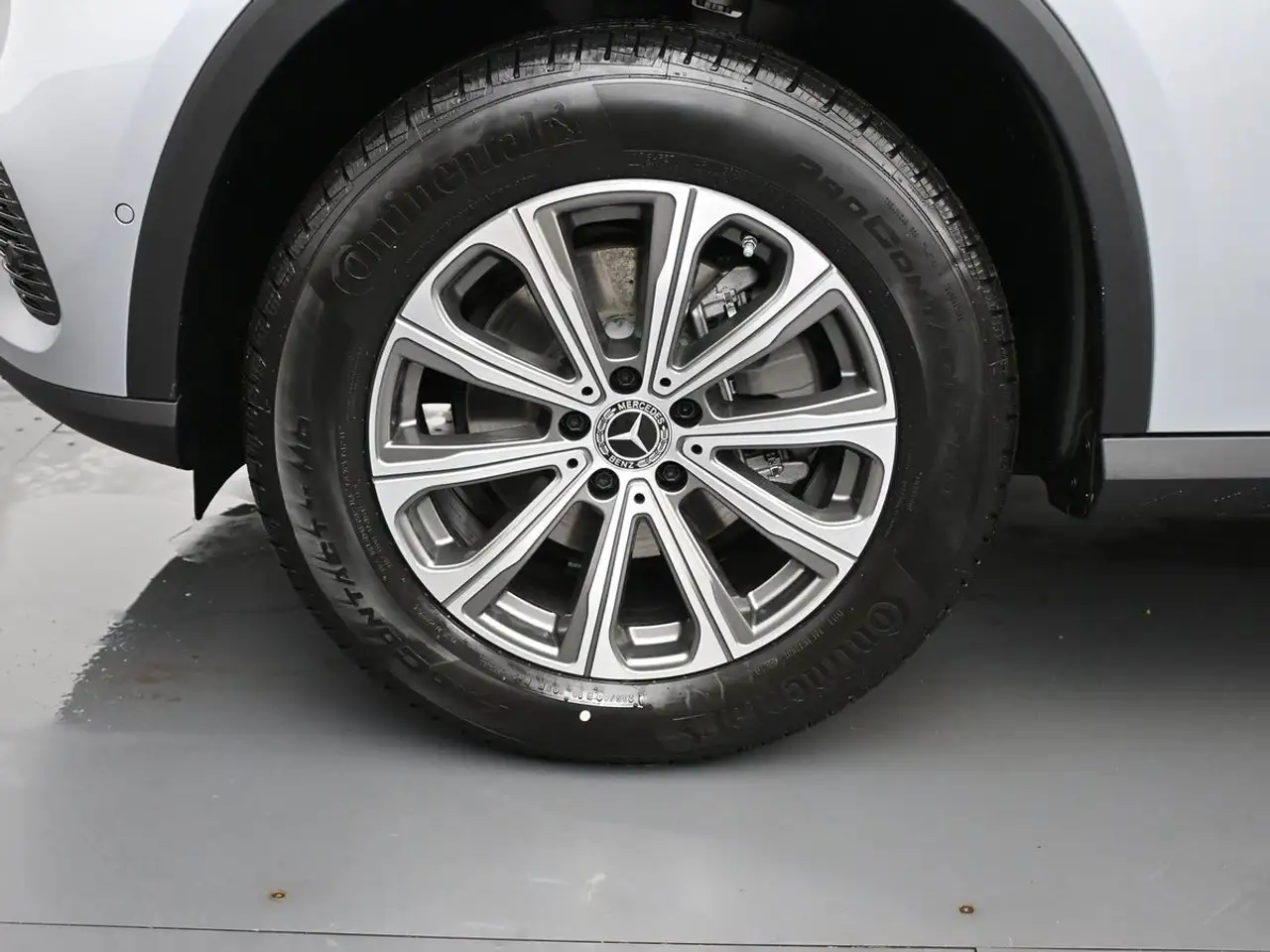 Mercedes-Benz GLC снимка Mercedes-Benz GLC