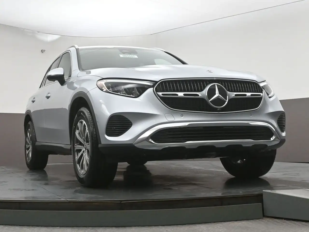Mercedes-Benz GLC снимка Mercedes-Benz GLC
