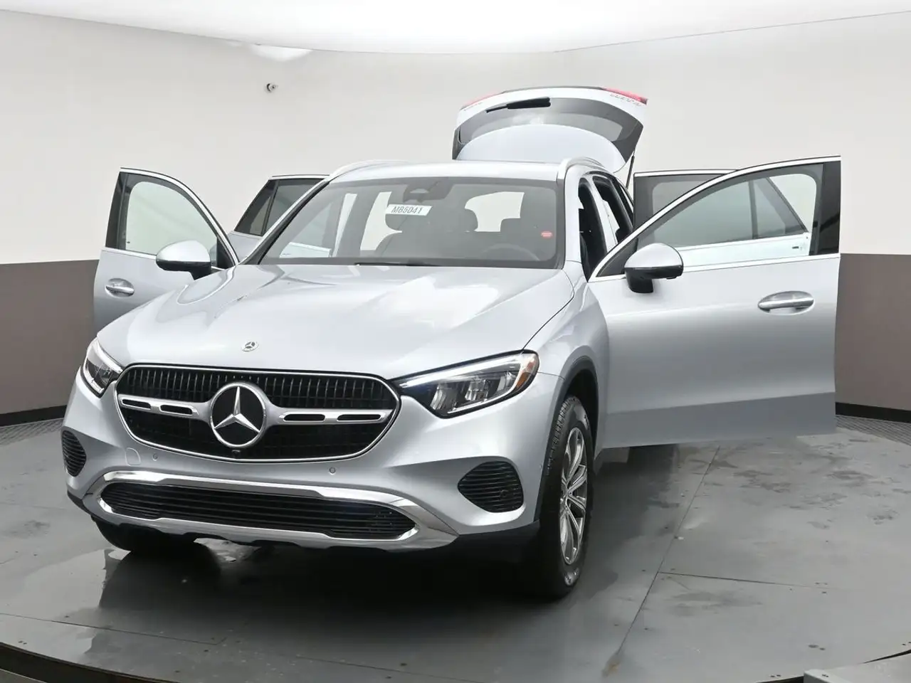 Mercedes-Benz GLC снимка Mercedes-Benz GLC