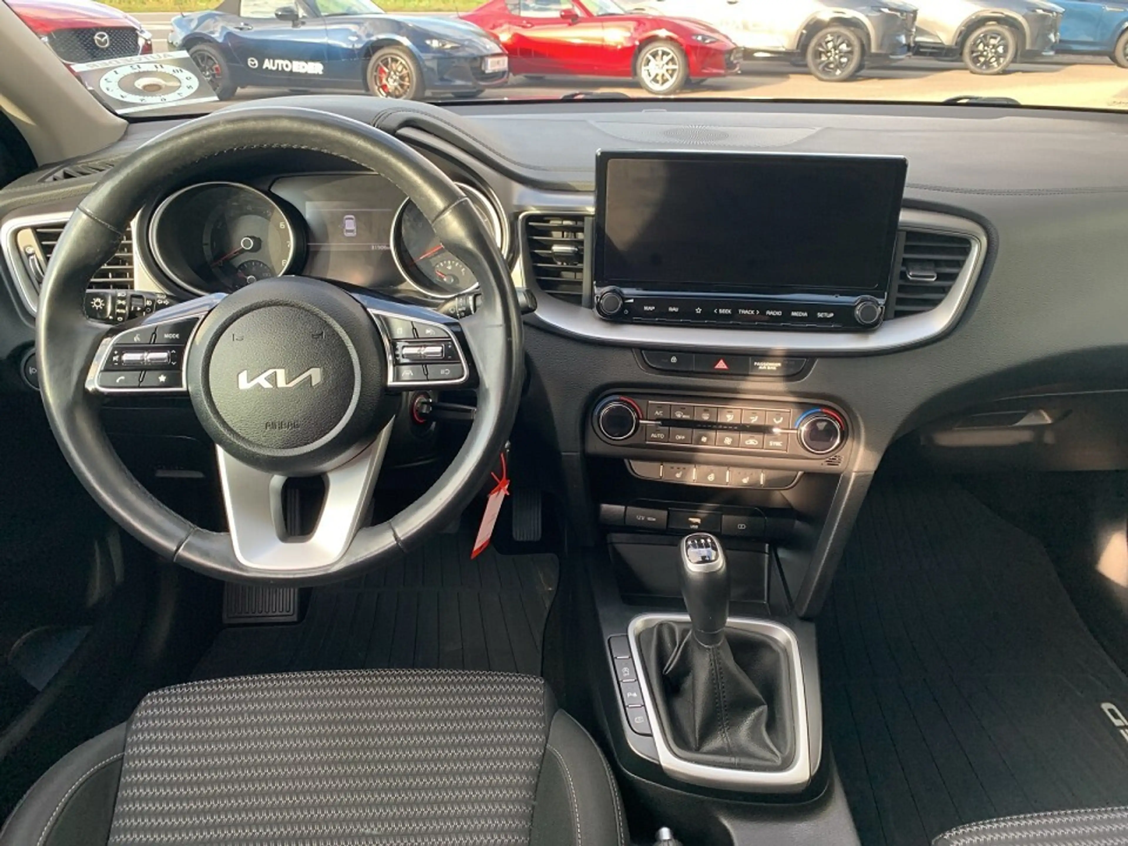Kia Ceed / cee'd ceed 1,0 T-GDI GPF Silber — photo 7