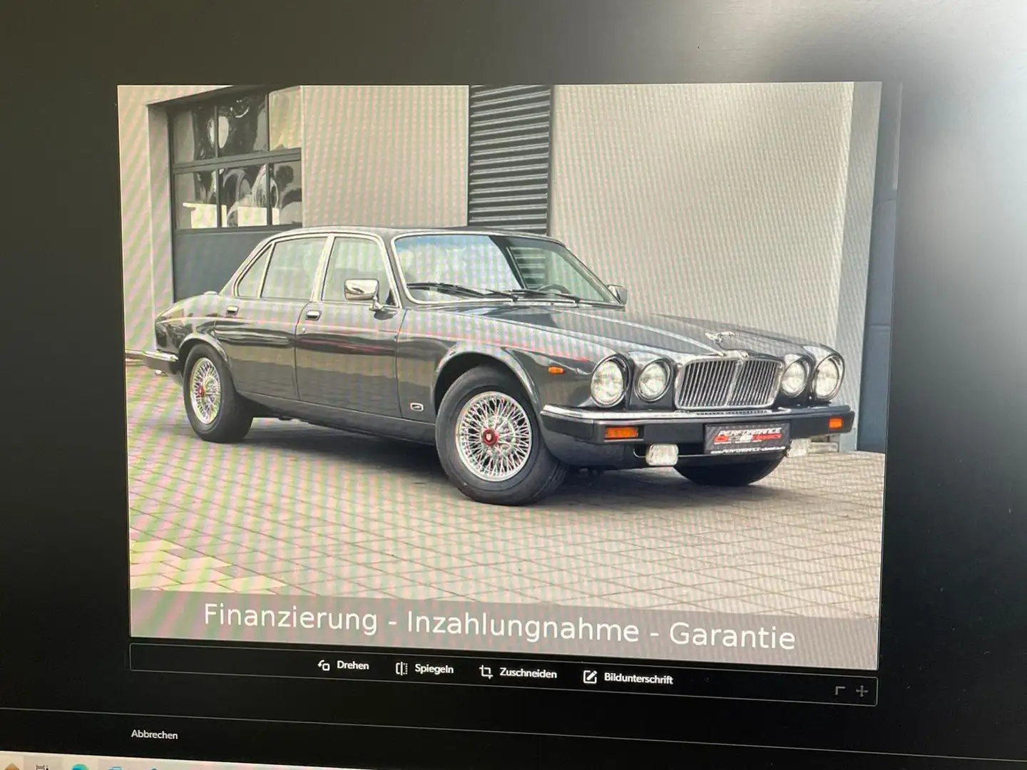 Jaguar XJ12 Grey - 1