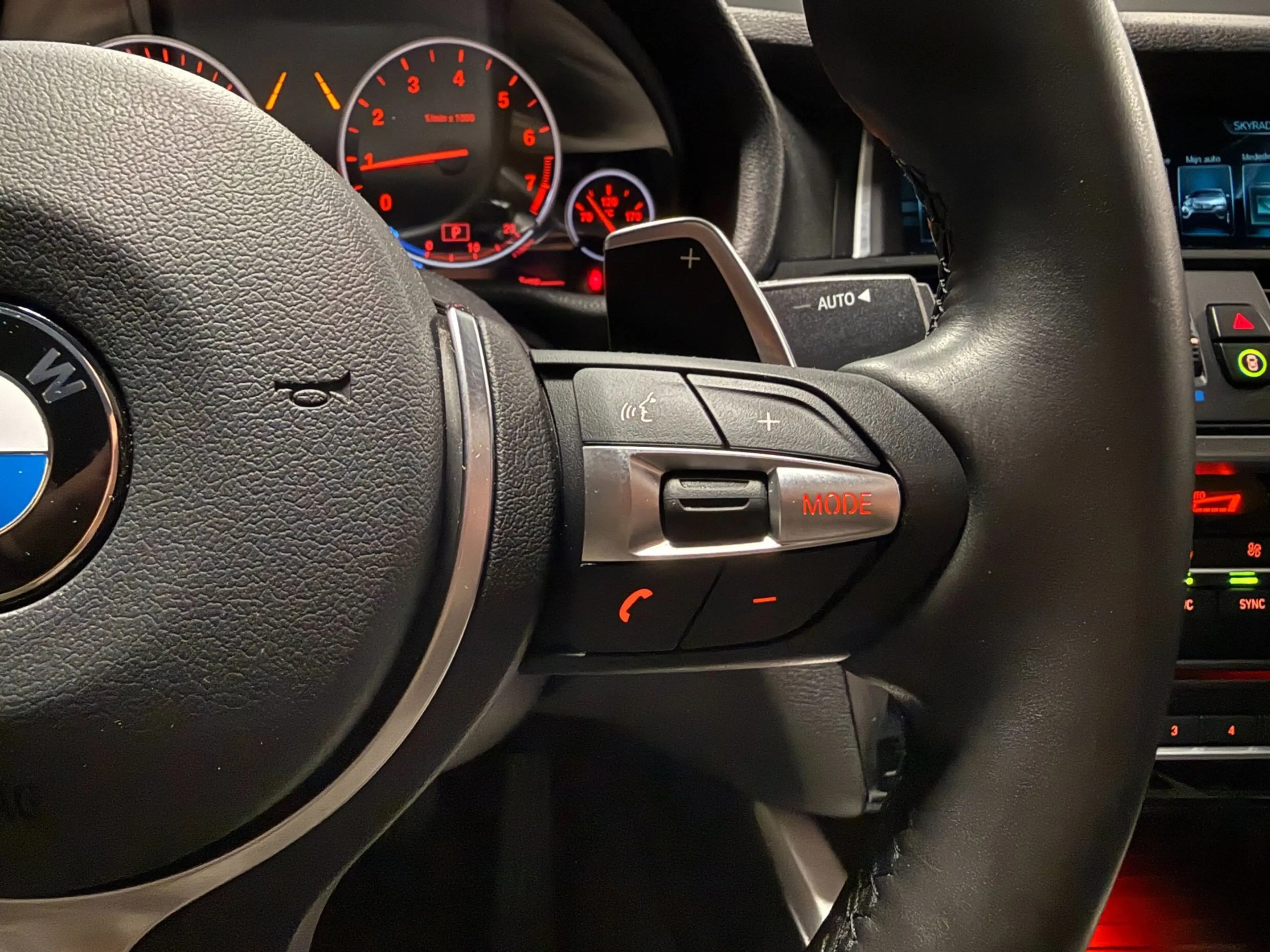 BMW X4 XDrive20i High Executive M-Sport|SCHUIFDAK|KEYLESS — photo 17