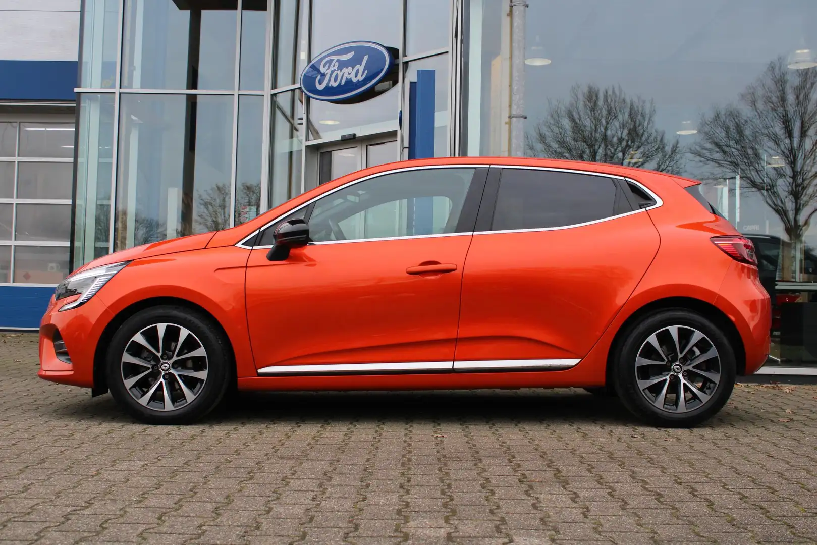 Renault Clio 1.0 TCe 90 Techno | Stoel + Stuurverwarming | Clim Oranje - 2