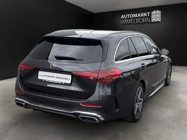 Mercedes-Benz C-Class view 7