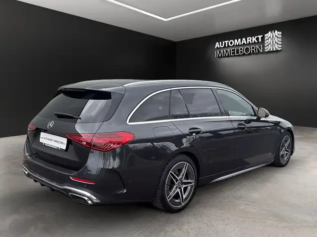 Mercedes-Benz C-Class view 8
