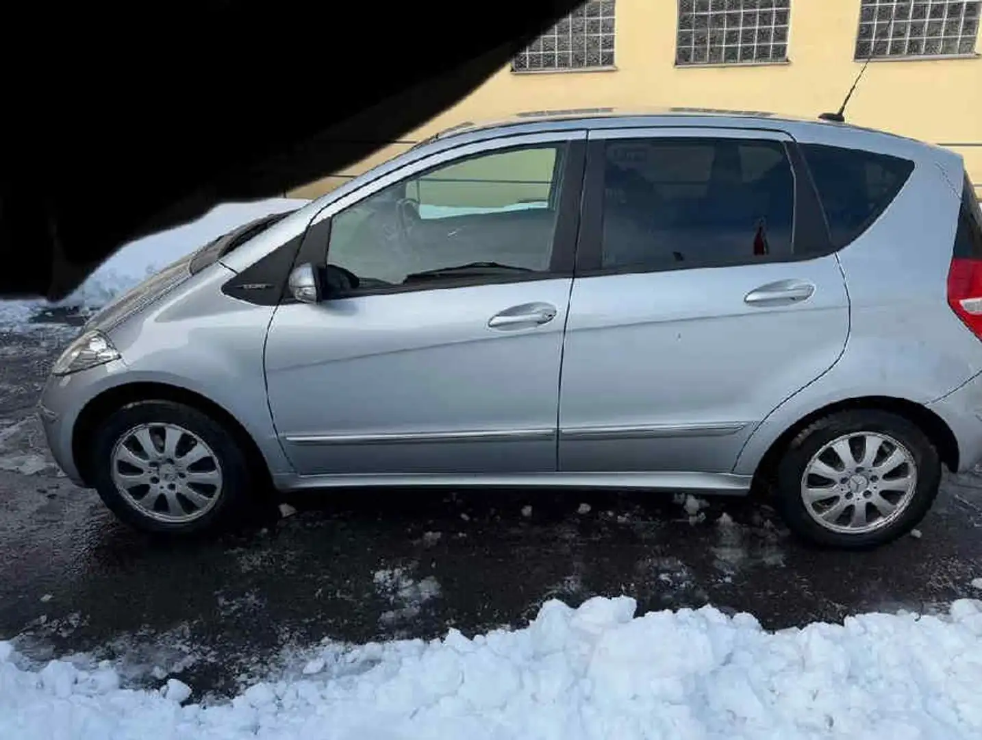 Mercedes-Benz A 170 Mercedes A170 W169 AHK PDC Klima SHZ Grau - 1